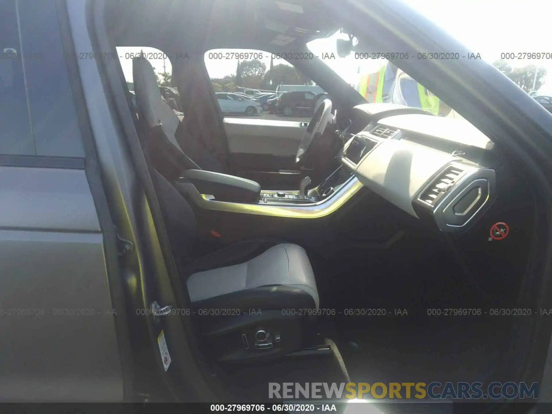 5 Photograph of a damaged car SALWZ2SE6KA840777 LAND ROVER RANGE ROVER SPORT 2019