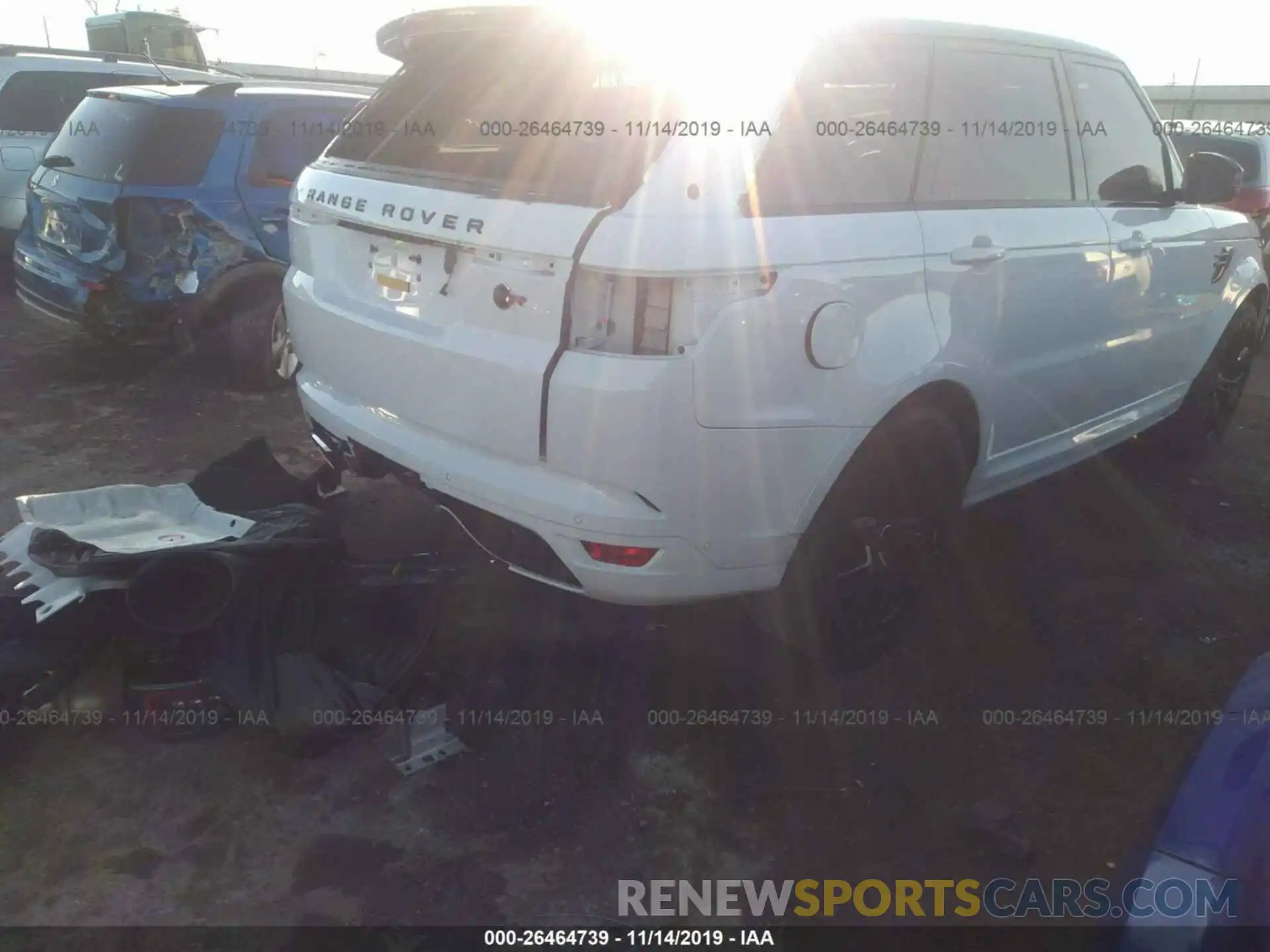 4 Фотография поврежденного автомобиля SALWZ2SE7KA830985 LAND ROVER RANGE ROVER SPORT 2019