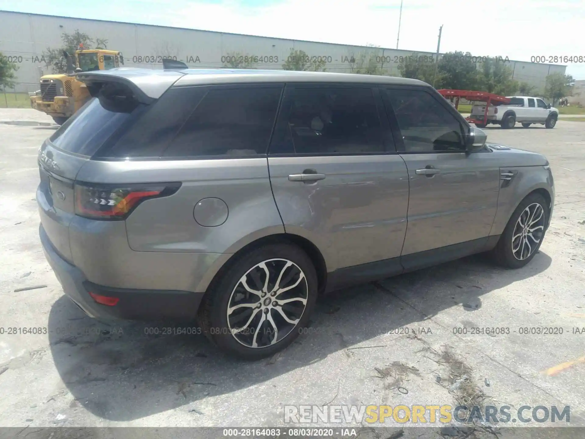 4 Фотография поврежденного автомобиля SALWG2SU4LA706042 LAND ROVER RANGE ROVER SPORT 2020