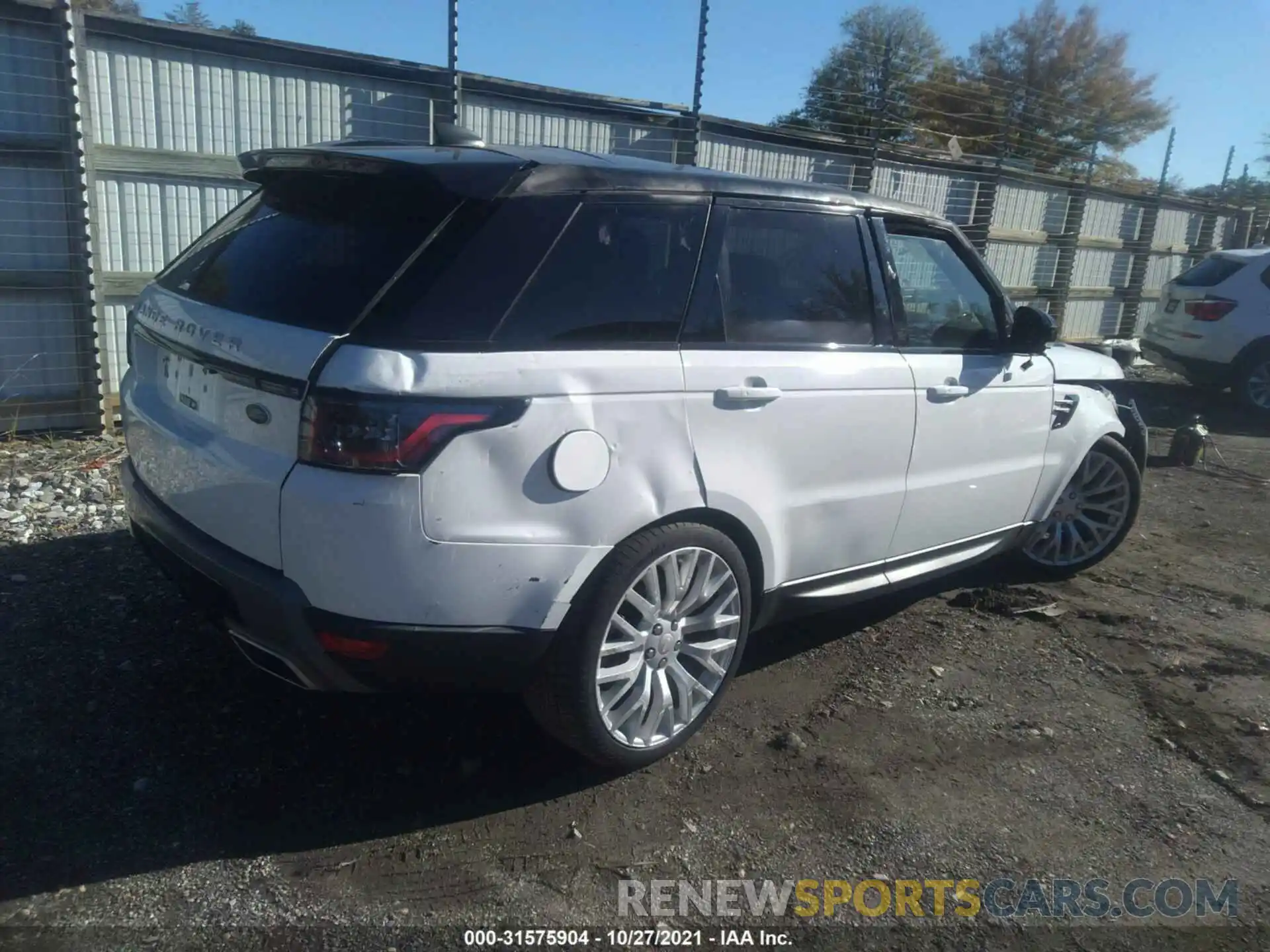 4 Photograph of a damaged car SALWG2SU4LA881682 LAND ROVER RANGE ROVER SPORT 2020