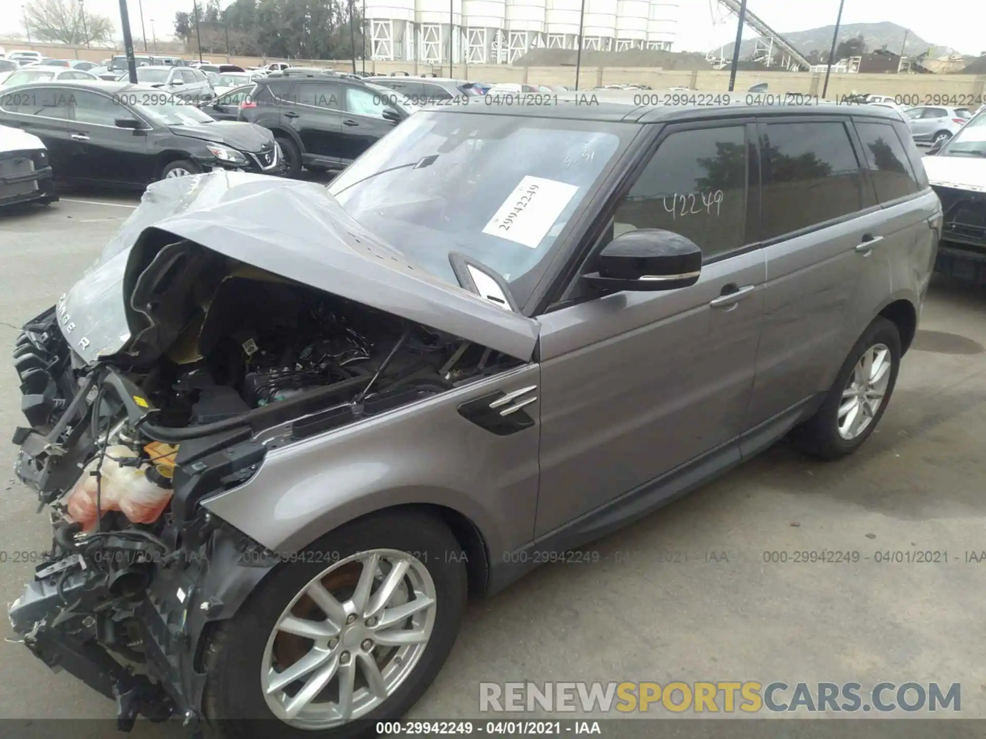 2 Фотография поврежденного автомобиля SALWG2SU4LA898871 LAND ROVER RANGE ROVER SPORT 2020