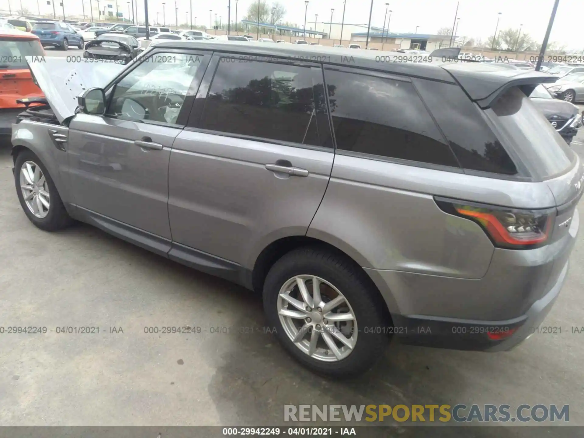 3 Photograph of a damaged car SALWG2SU4LA898871 LAND ROVER RANGE ROVER SPORT 2020