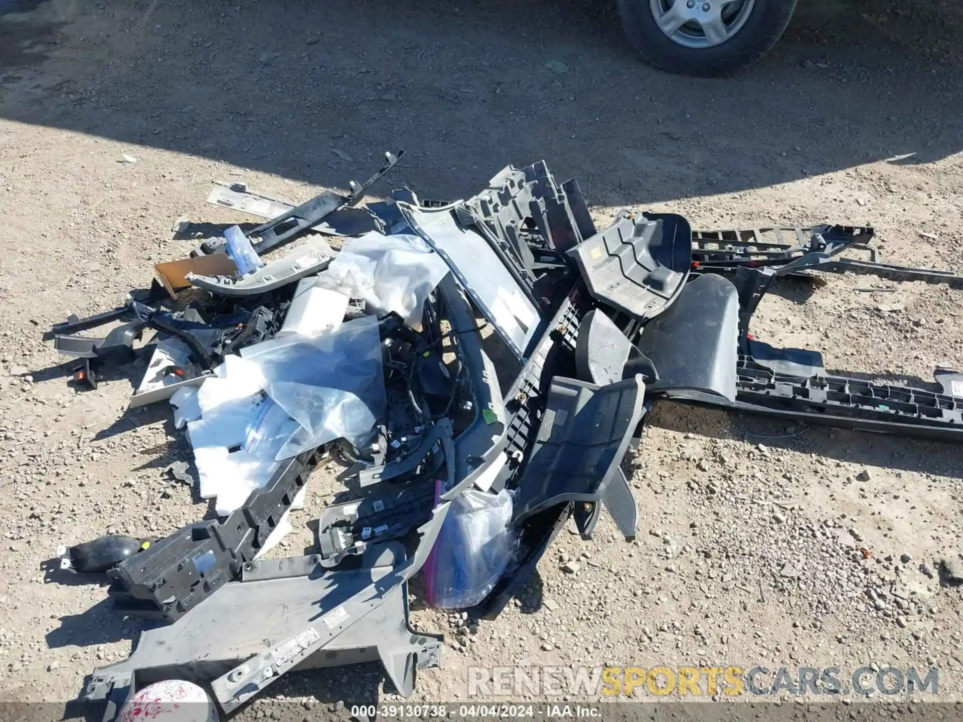 12 Фотография поврежденного автомобиля SALWG2SU5LA717860 LAND ROVER RANGE ROVER SPORT 2020