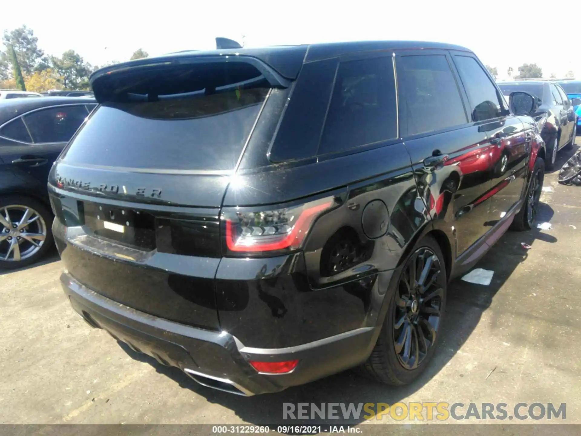 4 Фотография поврежденного автомобиля SALWG2SU6LA882378 LAND ROVER RANGE ROVER SPORT 2020