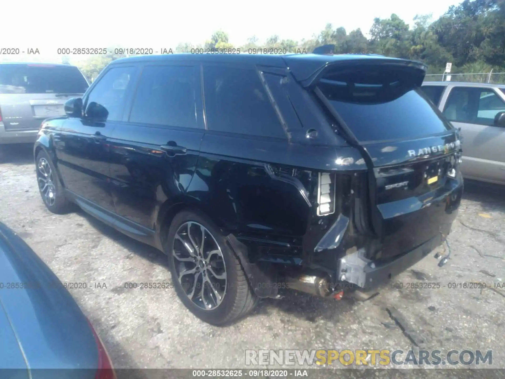 3 Photograph of a damaged car SALWG2SU7LA893485 LAND ROVER RANGE ROVER SPORT 2020