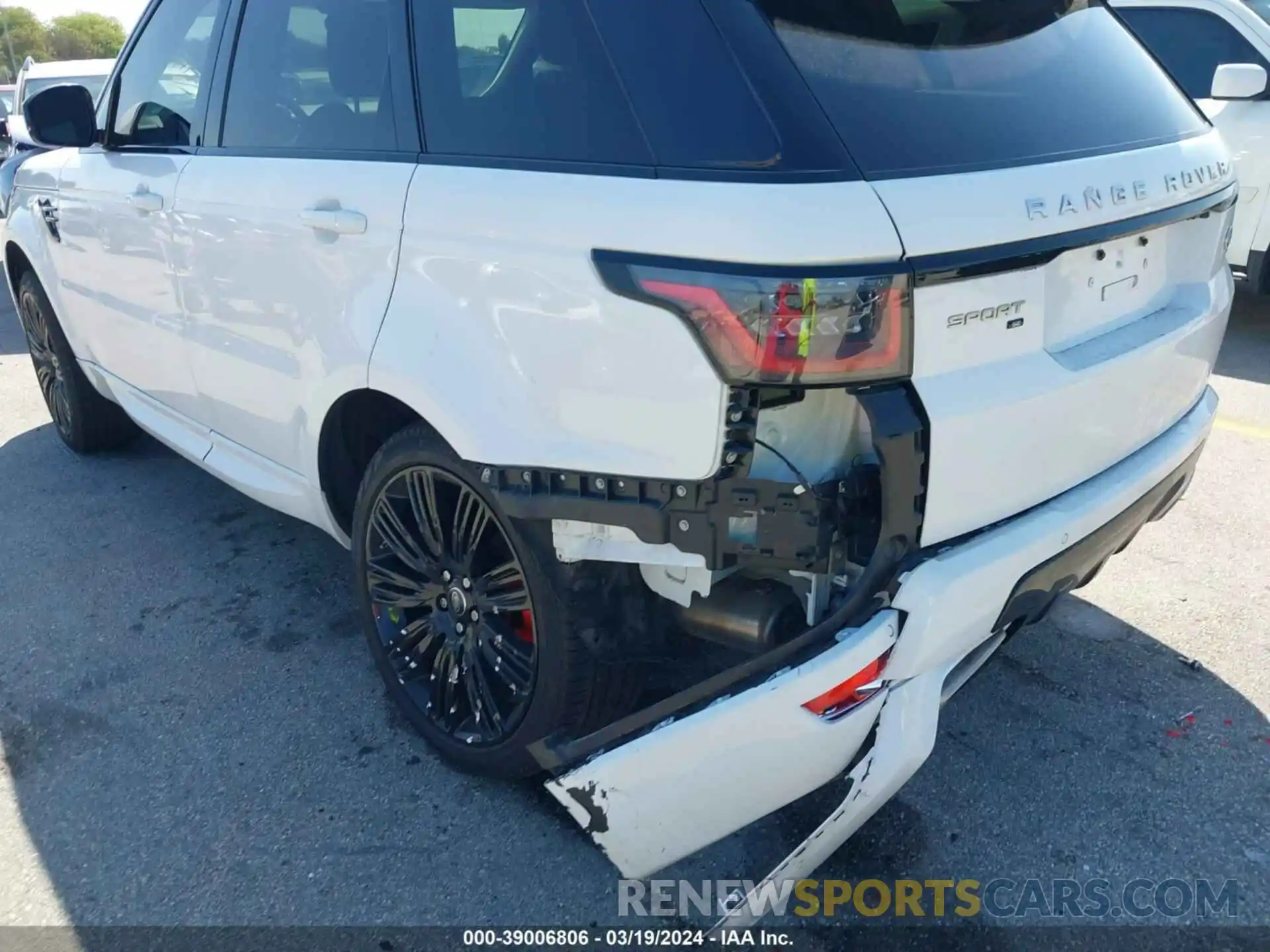 11 Photograph of a damaged car SALWG2SU9LA739716 LAND ROVER RANGE ROVER SPORT 2020