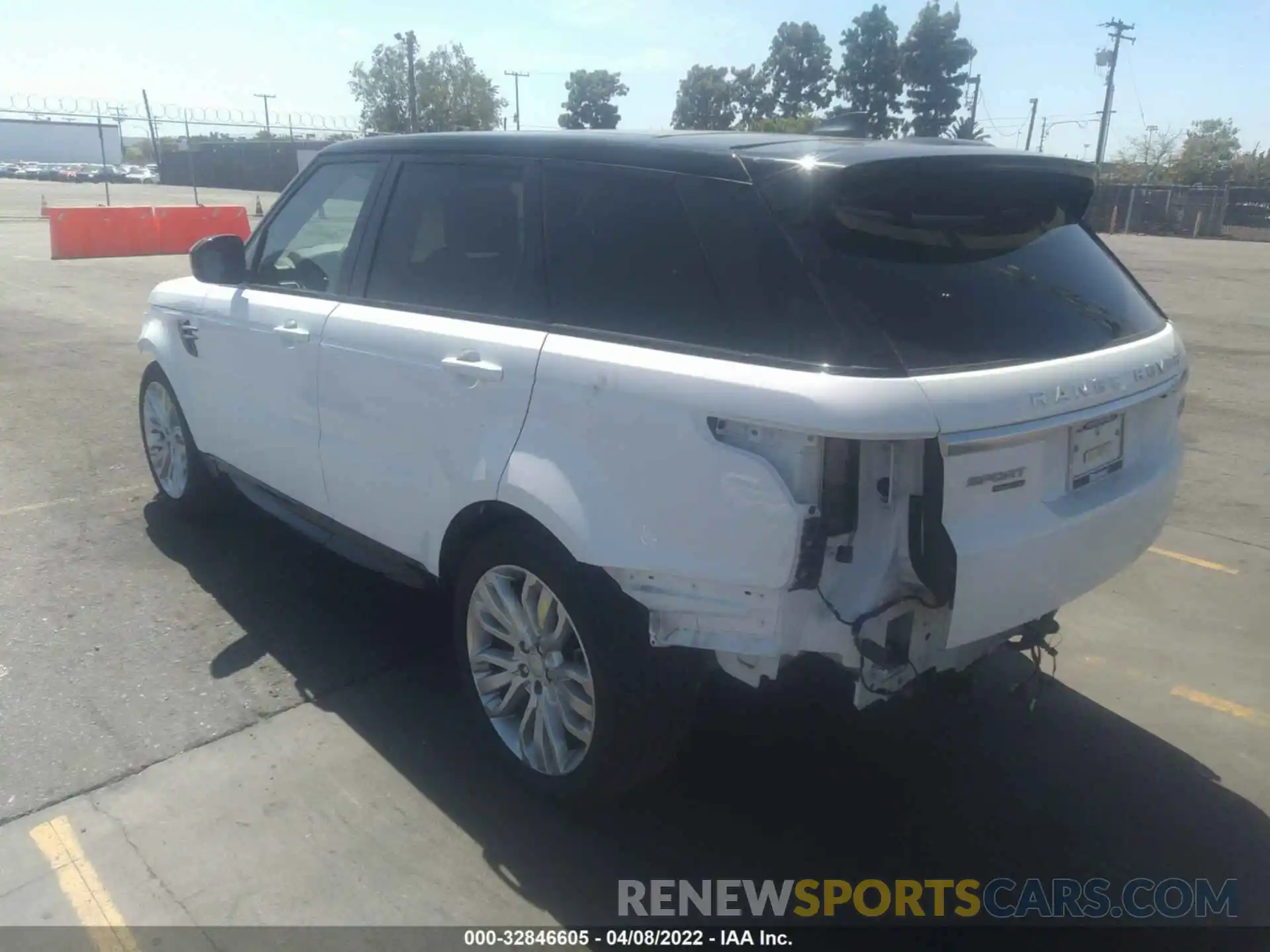 3 Фотография поврежденного автомобиля SALWR2RY5LA731793 LAND ROVER RANGE ROVER SPORT 2020