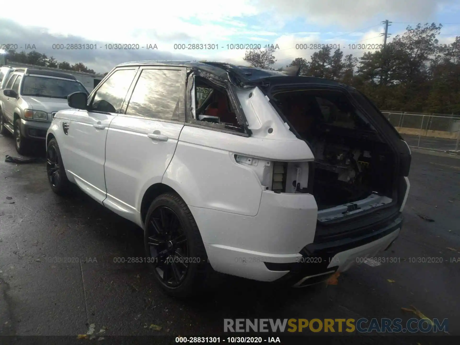 3 Фотография поврежденного автомобиля SALWR2SE0LA899728 LAND ROVER RANGE ROVER SPORT 2020