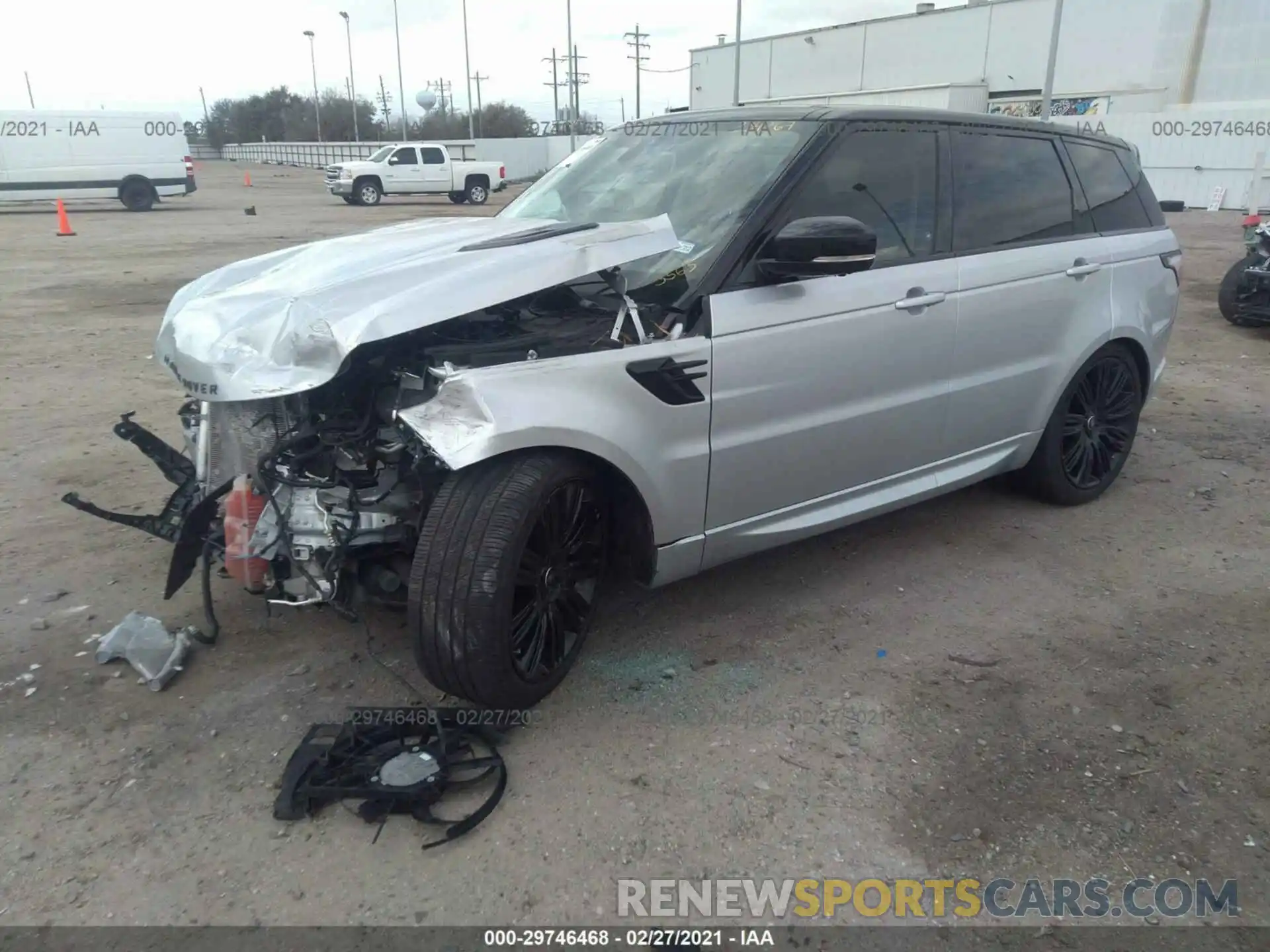 2 Photograph of a damaged car SALWR2SE2LA703563 LAND ROVER RANGE ROVER SPORT 2020