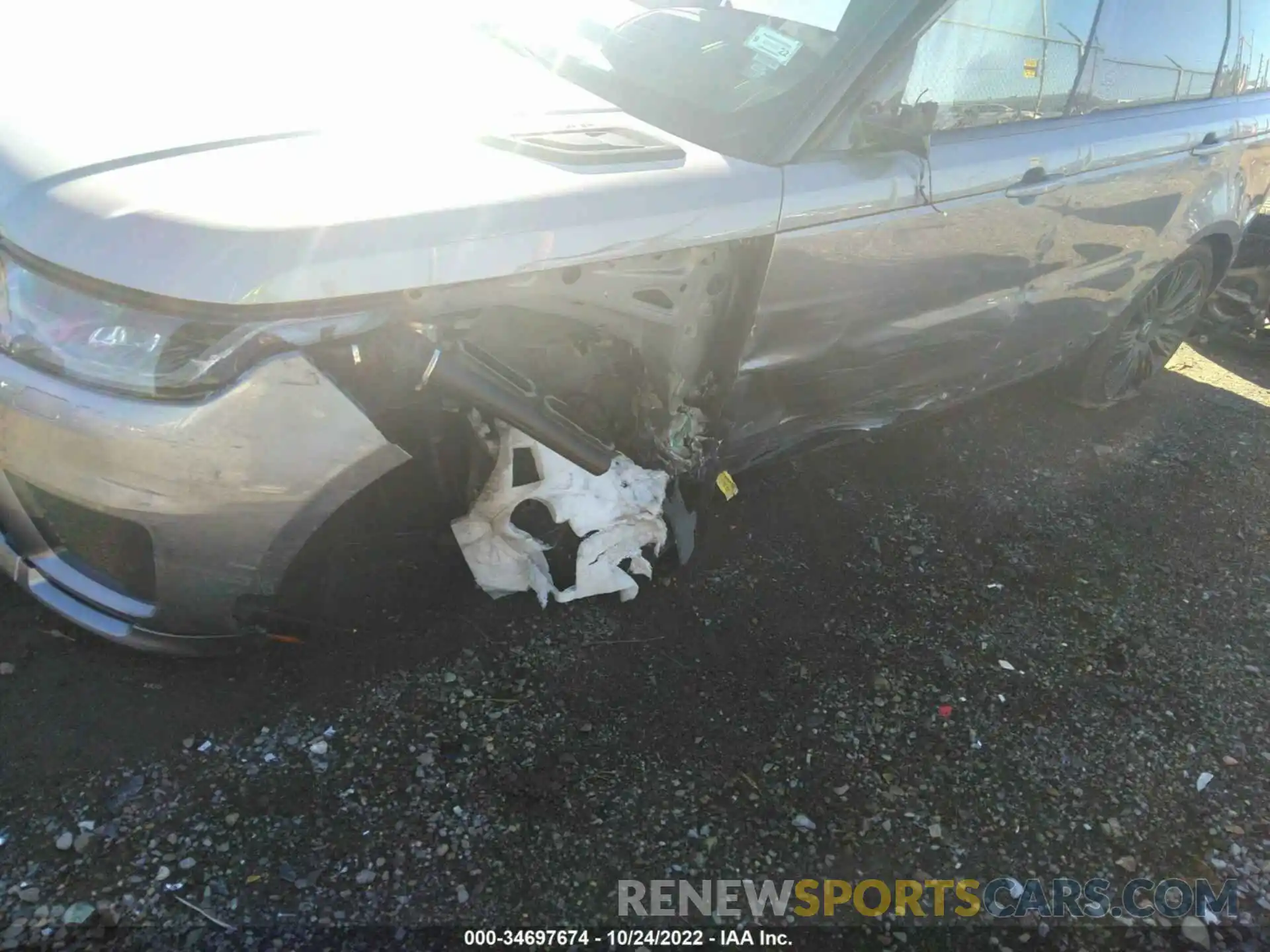 4 Photograph of a damaged car SALWR2SE4LA742722 LAND ROVER RANGE ROVER SPORT 2020