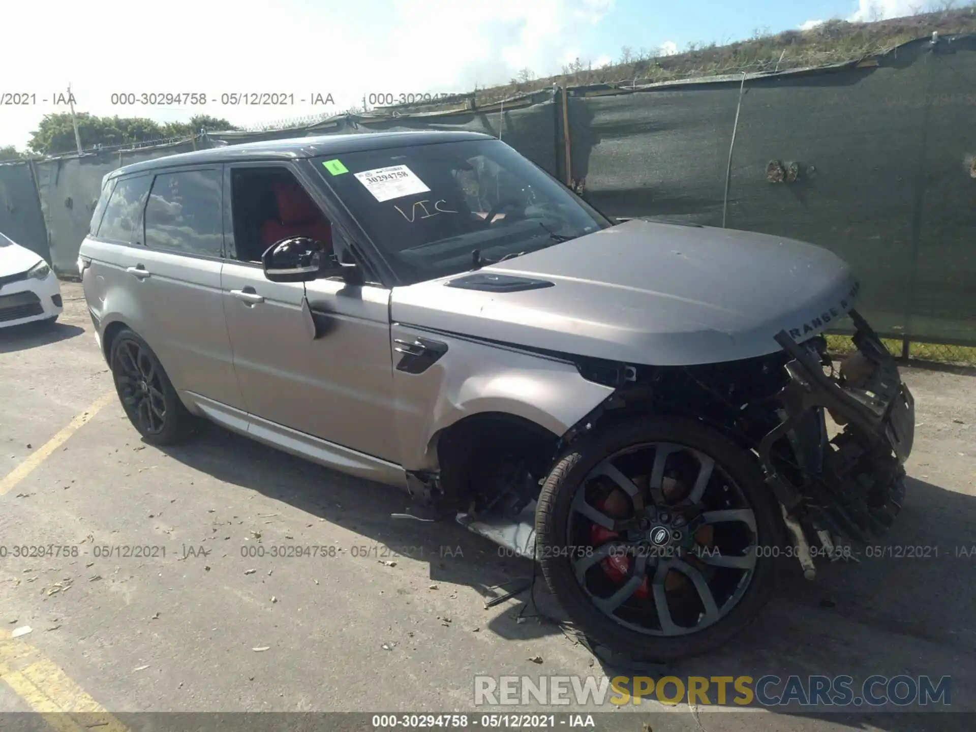 1 Фотография поврежденного автомобиля SALWR2SE5LA731650 LAND ROVER RANGE ROVER SPORT 2020