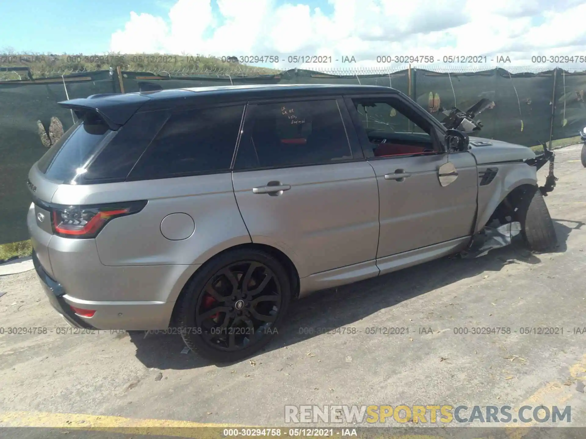 4 Фотография поврежденного автомобиля SALWR2SE5LA731650 LAND ROVER RANGE ROVER SPORT 2020