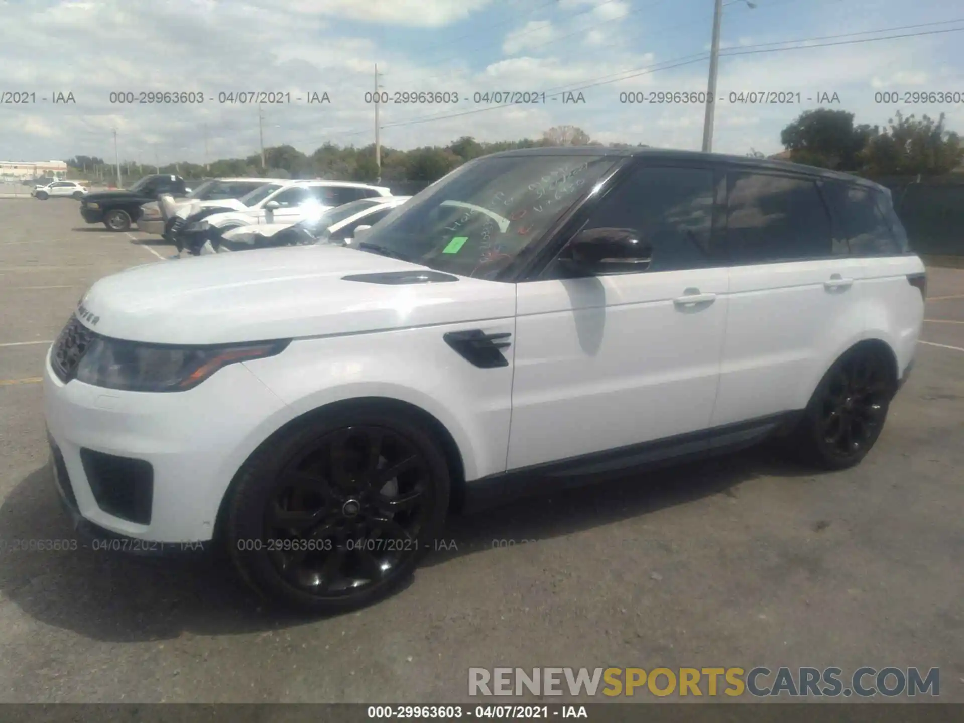 2 Фотография поврежденного автомобиля SALWR2SU4LA727175 LAND ROVER RANGE ROVER SPORT 2020