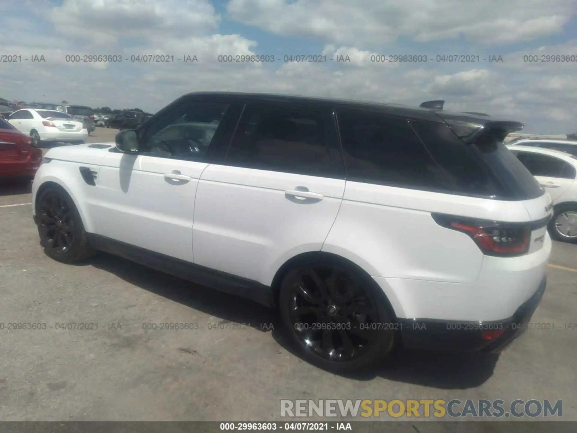 3 Photograph of a damaged car SALWR2SU4LA727175 LAND ROVER RANGE ROVER SPORT 2020