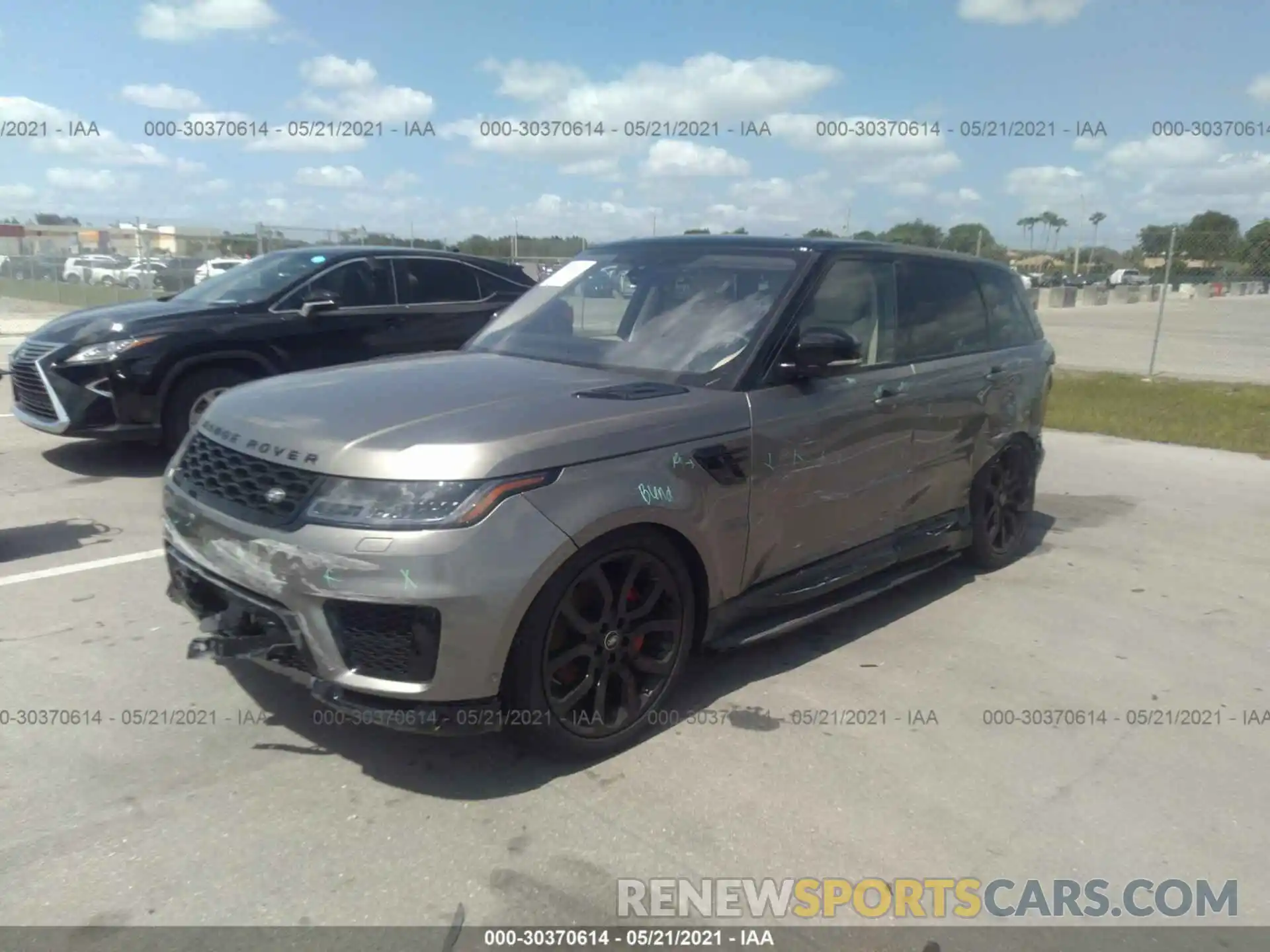 2 Photograph of a damaged car SALWR2SU5LA746527 LAND ROVER RANGE ROVER SPORT 2020