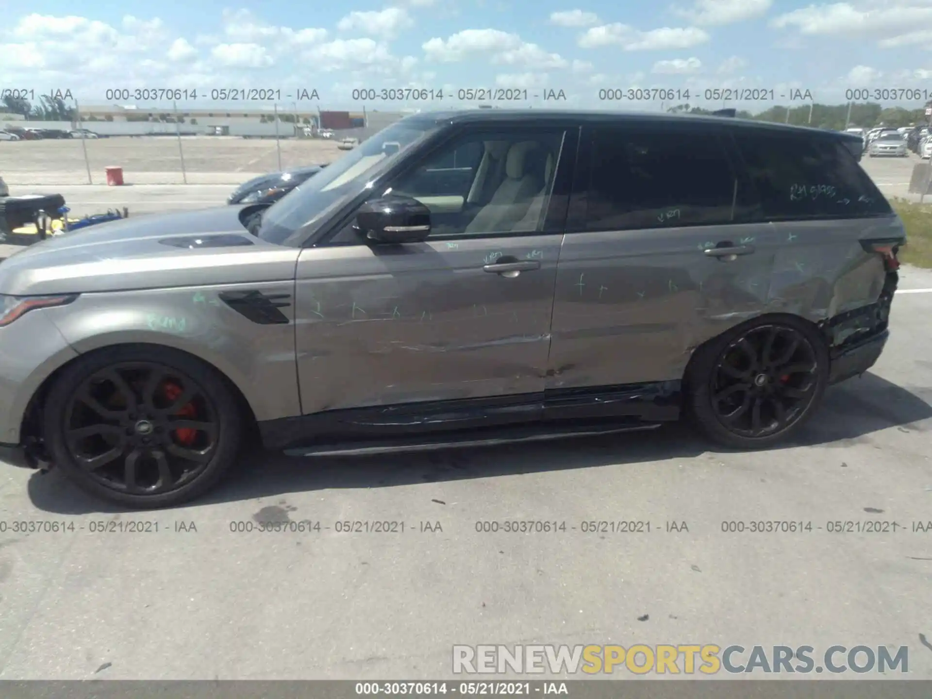 6 Photograph of a damaged car SALWR2SU5LA746527 LAND ROVER RANGE ROVER SPORT 2020