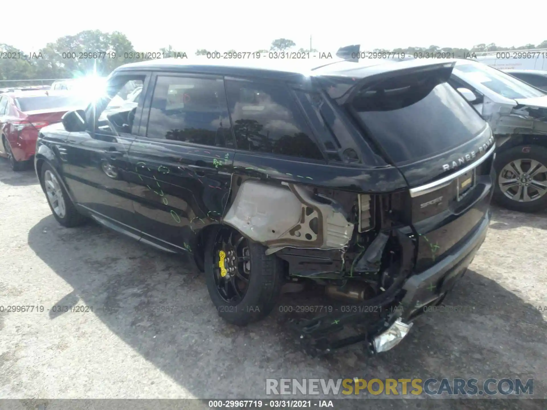 3 Фотография поврежденного автомобиля SALWR2SU7LA705557 LAND ROVER RANGE ROVER SPORT 2020