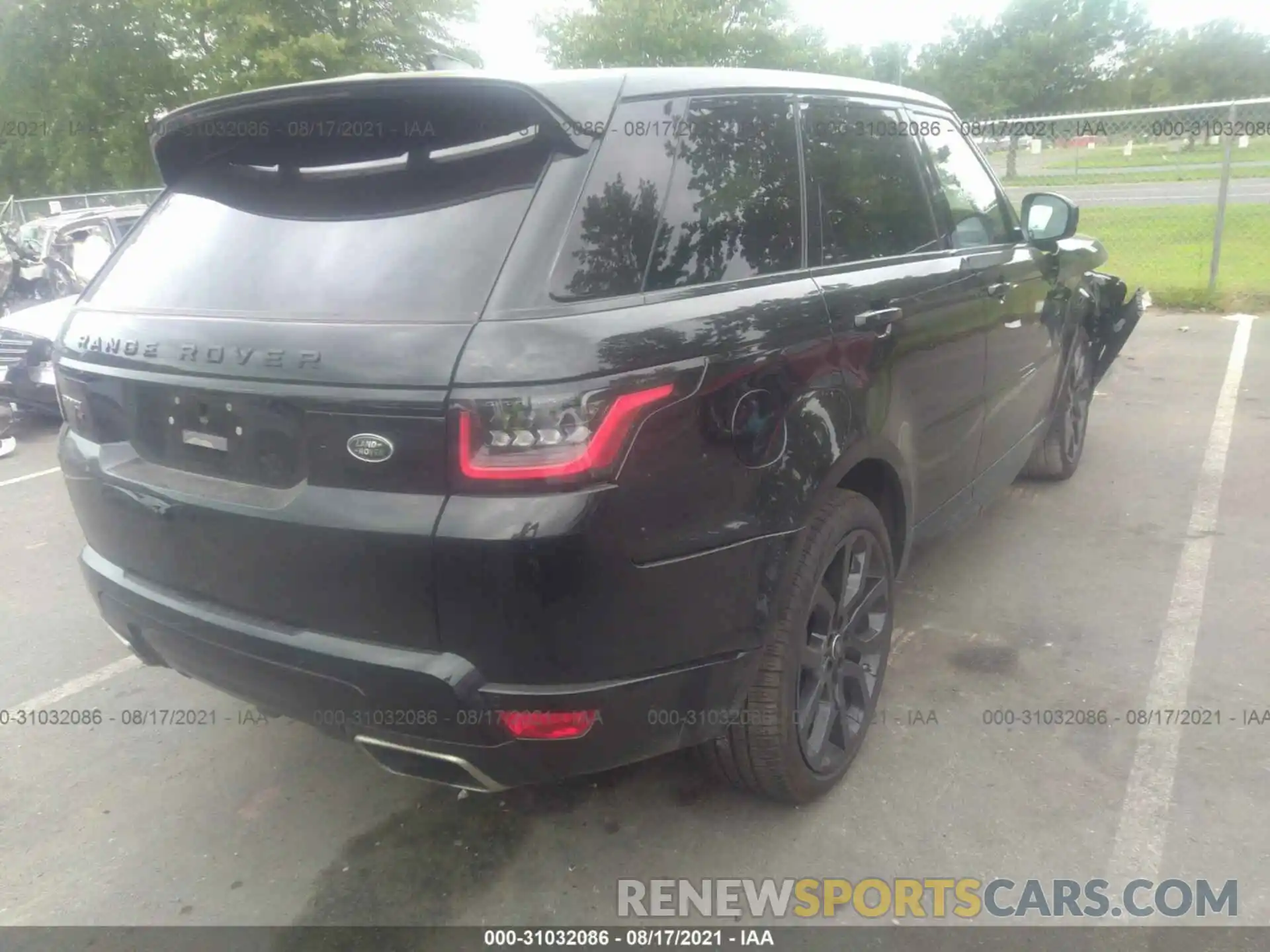 4 Фотография поврежденного автомобиля SALWR2SU8LA716244 LAND ROVER RANGE ROVER SPORT 2020