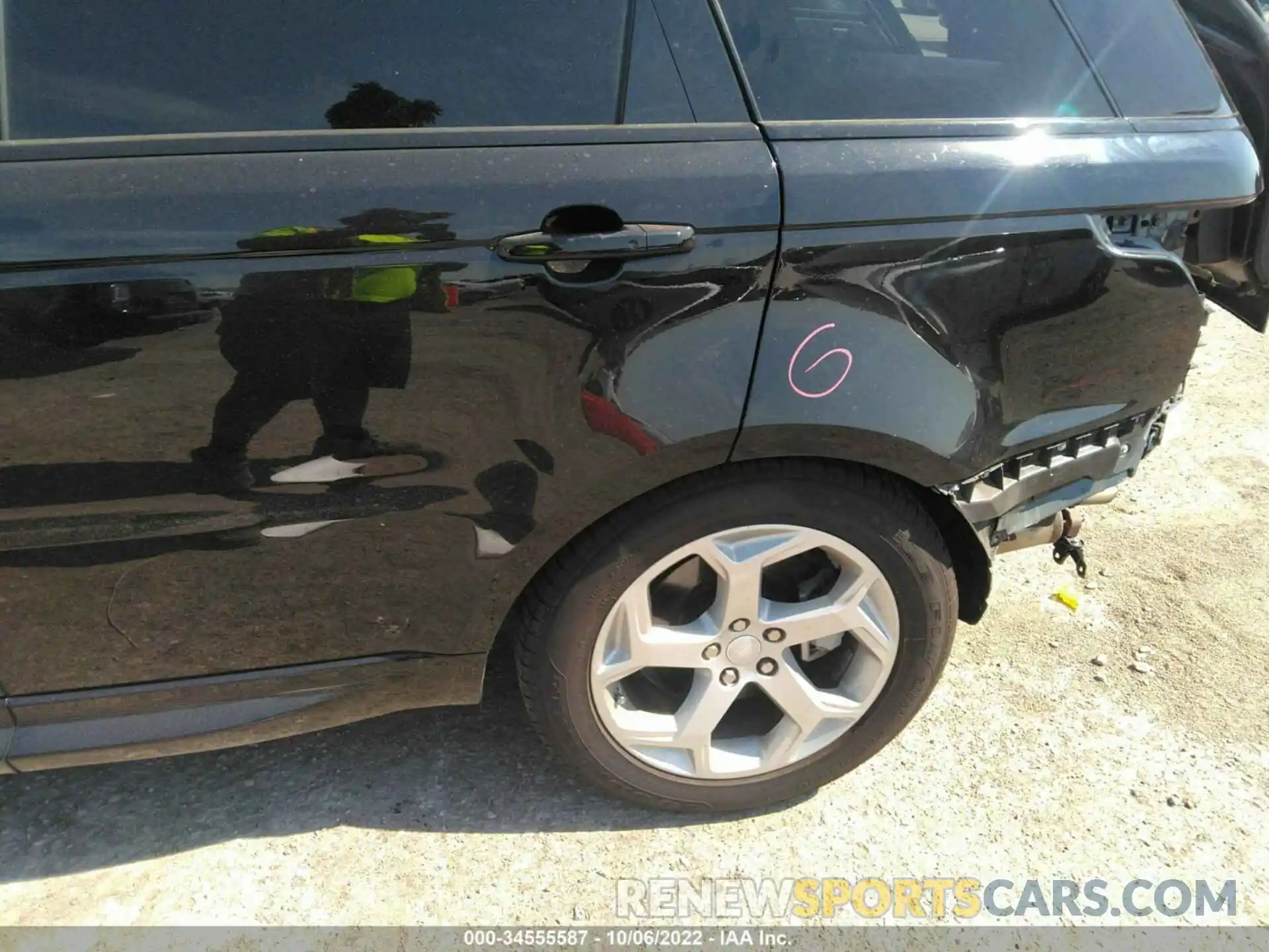 14 Photograph of a damaged car SALWR2SU8LA898043 LAND ROVER RANGE ROVER SPORT 2020