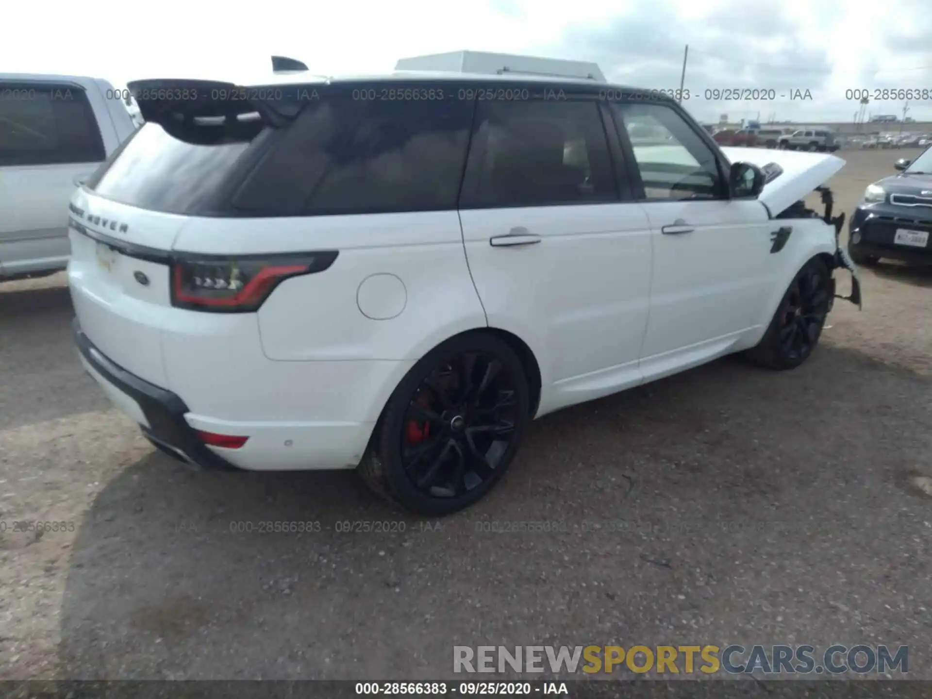 4 Фотография поврежденного автомобиля SALWS2RU0LA884955 LAND ROVER RANGE ROVER SPORT 2020