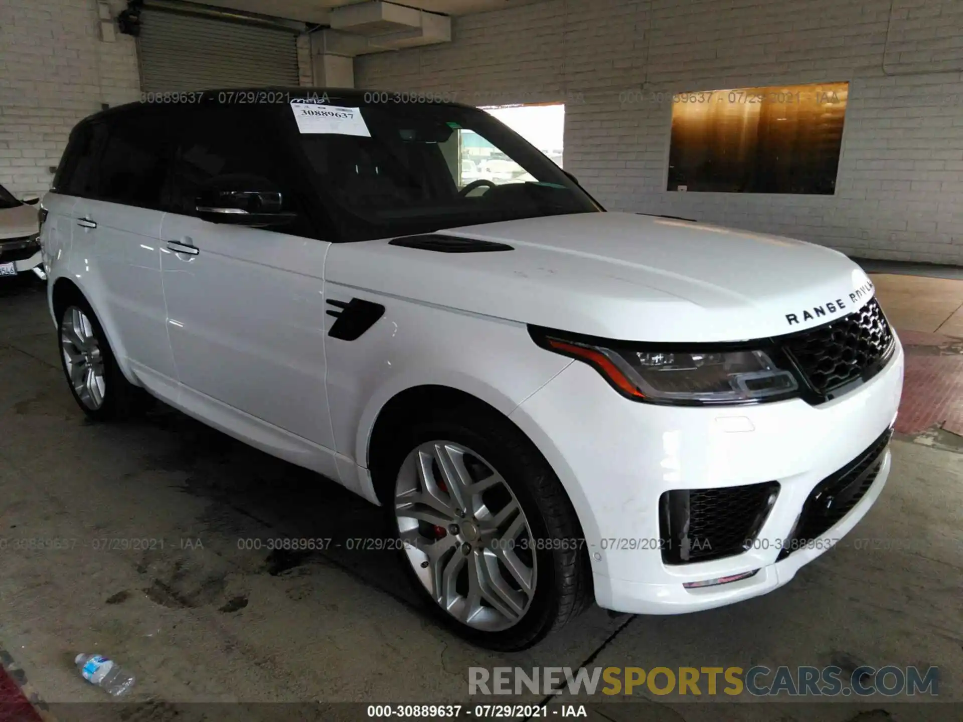 1 Photograph of a damaged car SALWS2RU2LA747659 LAND ROVER RANGE ROVER SPORT 2020