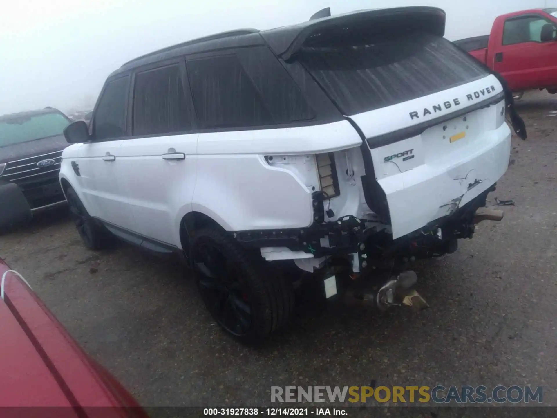 3 Photograph of a damaged car SALWS2RU8LA722197 LAND ROVER RANGE ROVER SPORT 2020