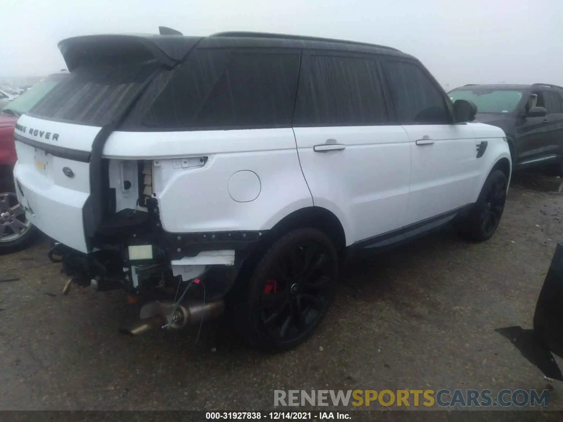 4 Фотография поврежденного автомобиля SALWS2RU8LA722197 LAND ROVER RANGE ROVER SPORT 2020