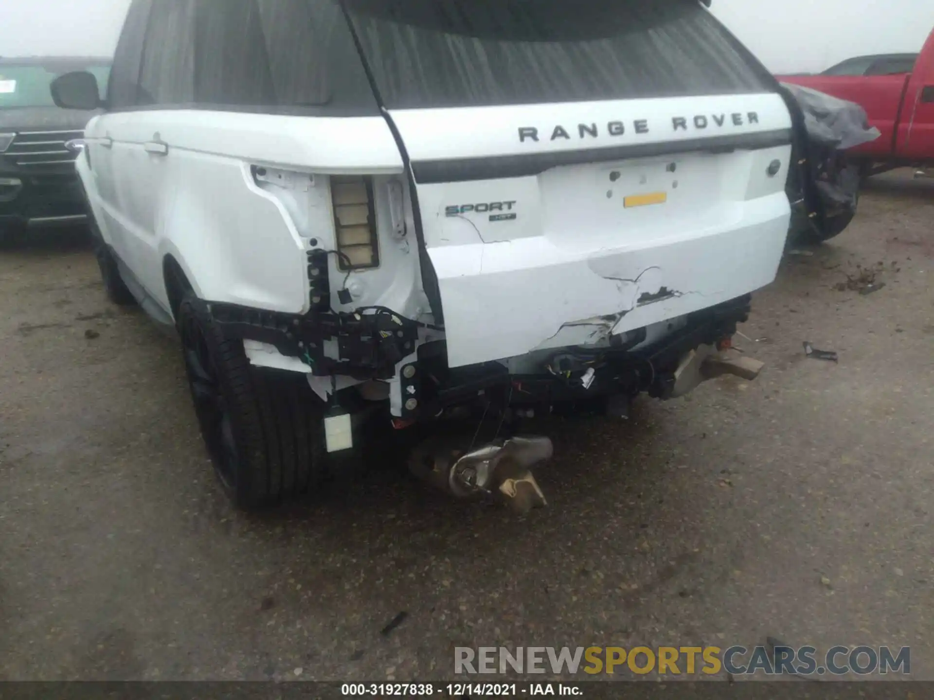 6 Photograph of a damaged car SALWS2RU8LA722197 LAND ROVER RANGE ROVER SPORT 2020