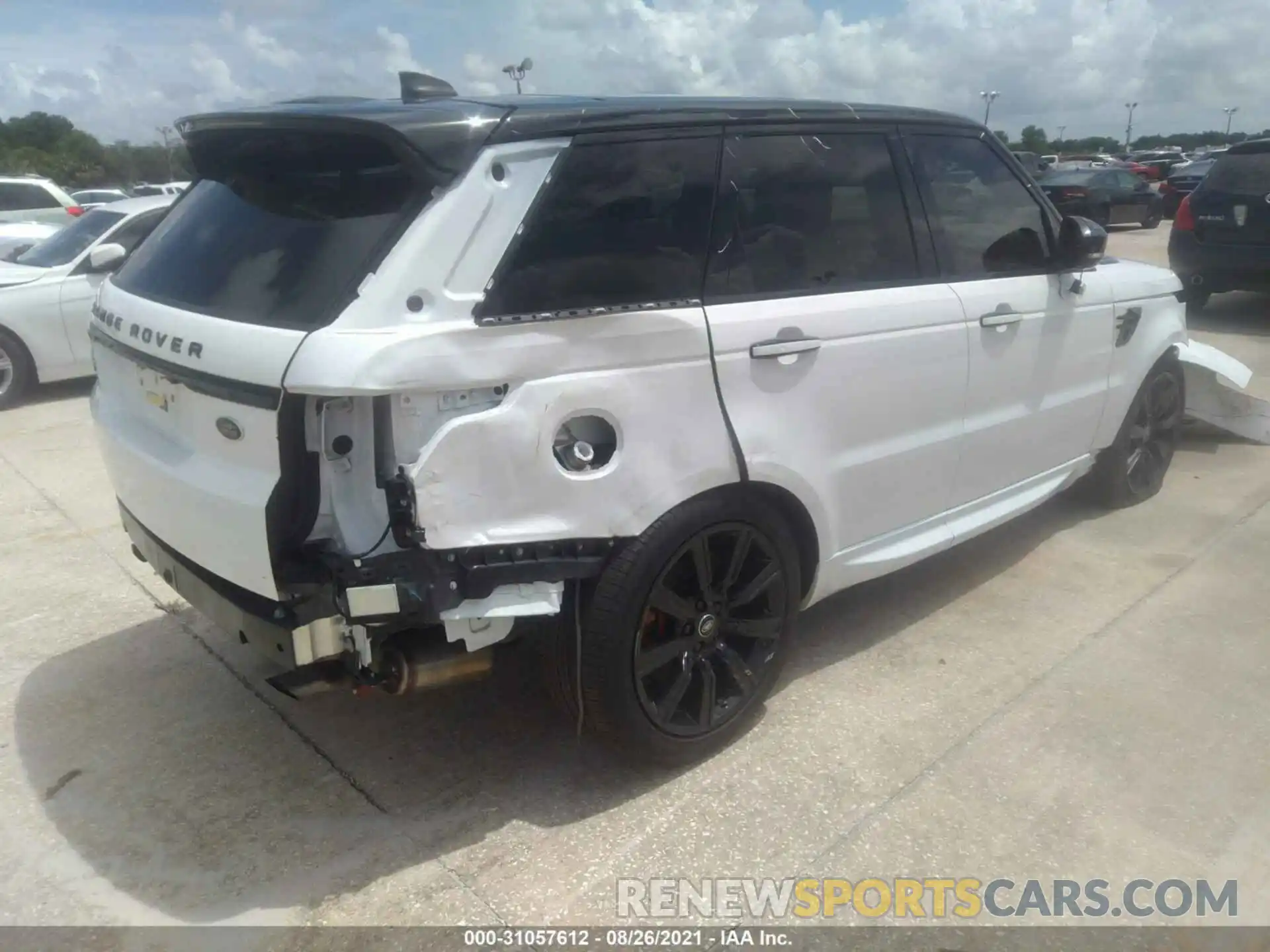 4 Фотография поврежденного автомобиля SALWS2RUXLA886048 LAND ROVER RANGE ROVER SPORT 2020