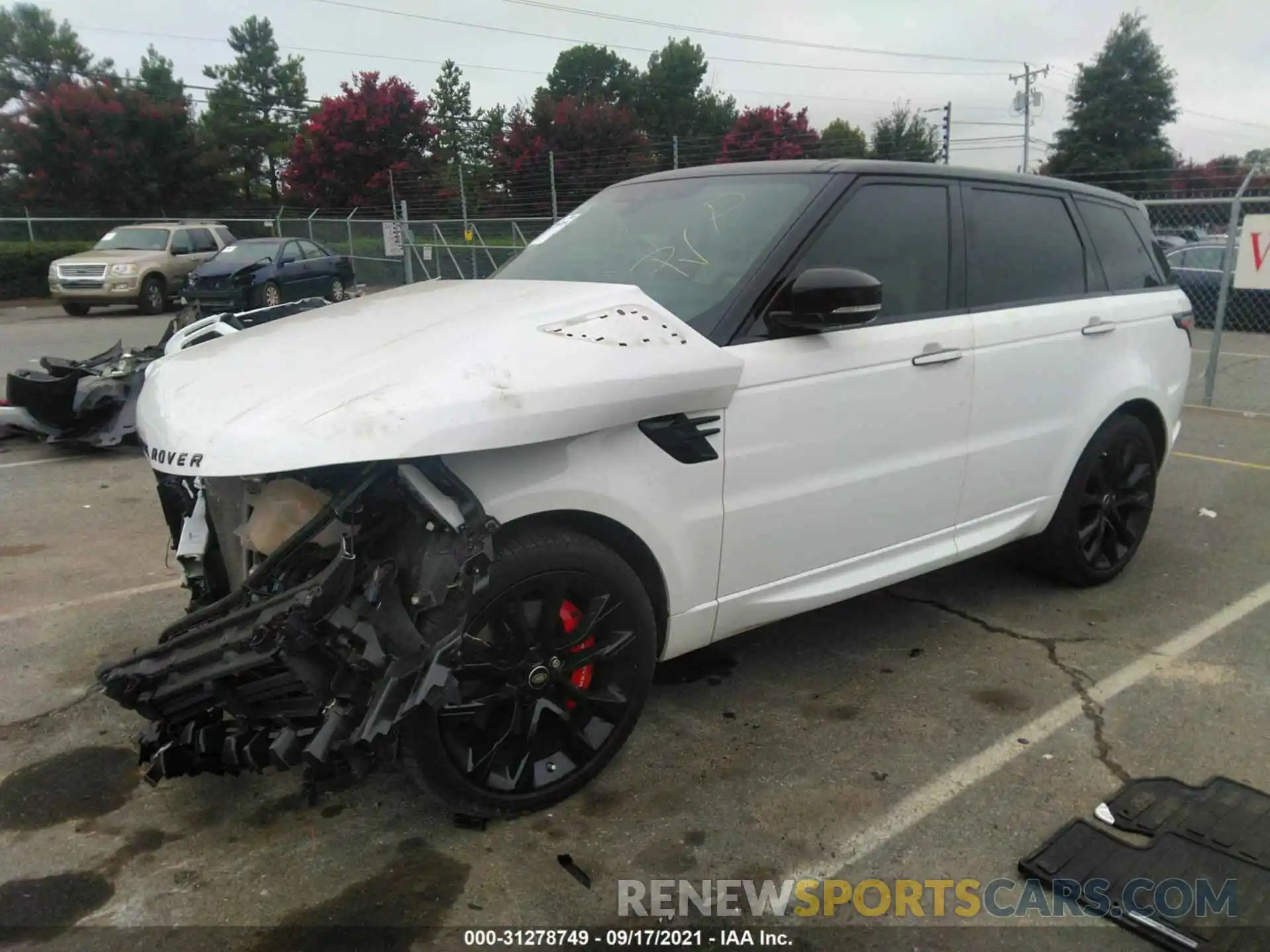 2 Фотография поврежденного автомобиля SALWS2RUXLA888592 LAND ROVER RANGE ROVER SPORT 2020