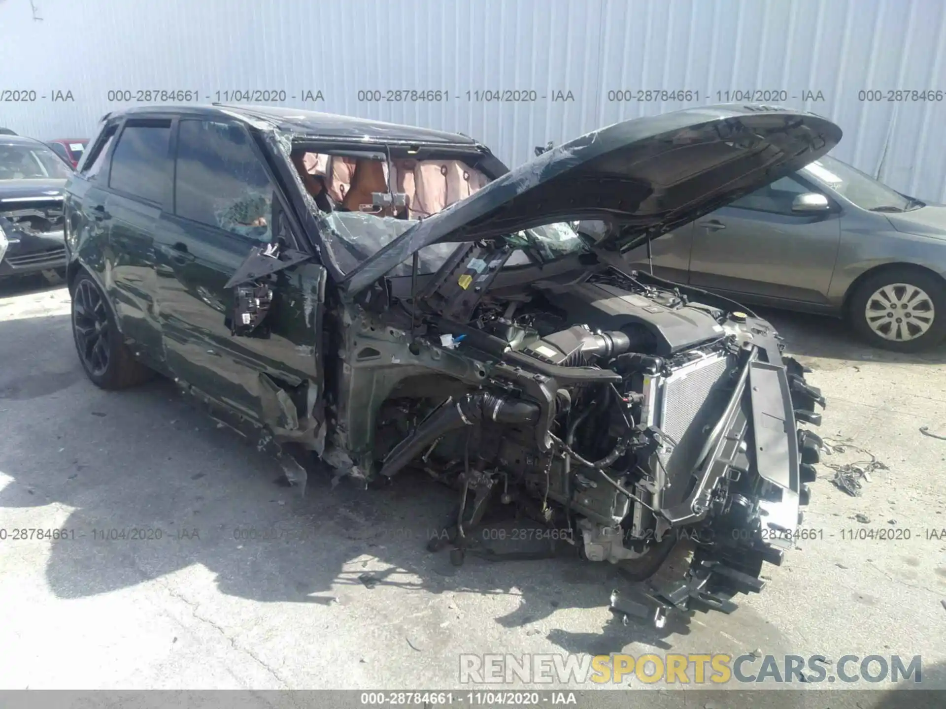 1 Фотография поврежденного автомобиля SALWZ2RE1LA742117 LAND ROVER RANGE ROVER SPORT 2020