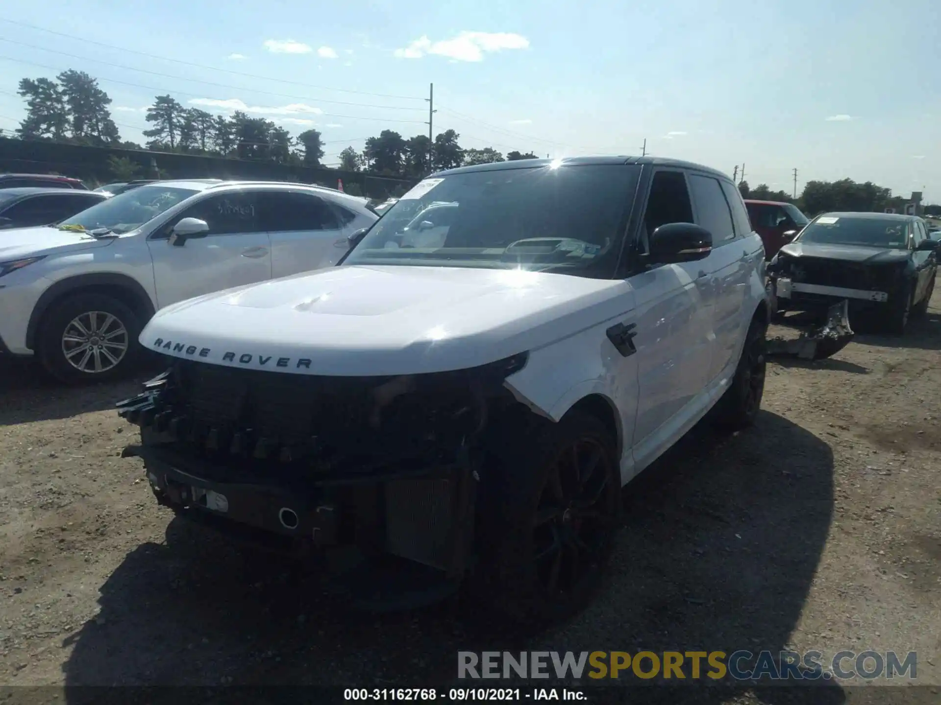 2 Фотография поврежденного автомобиля SALWZ2RE1LA899842 LAND ROVER RANGE ROVER SPORT 2020