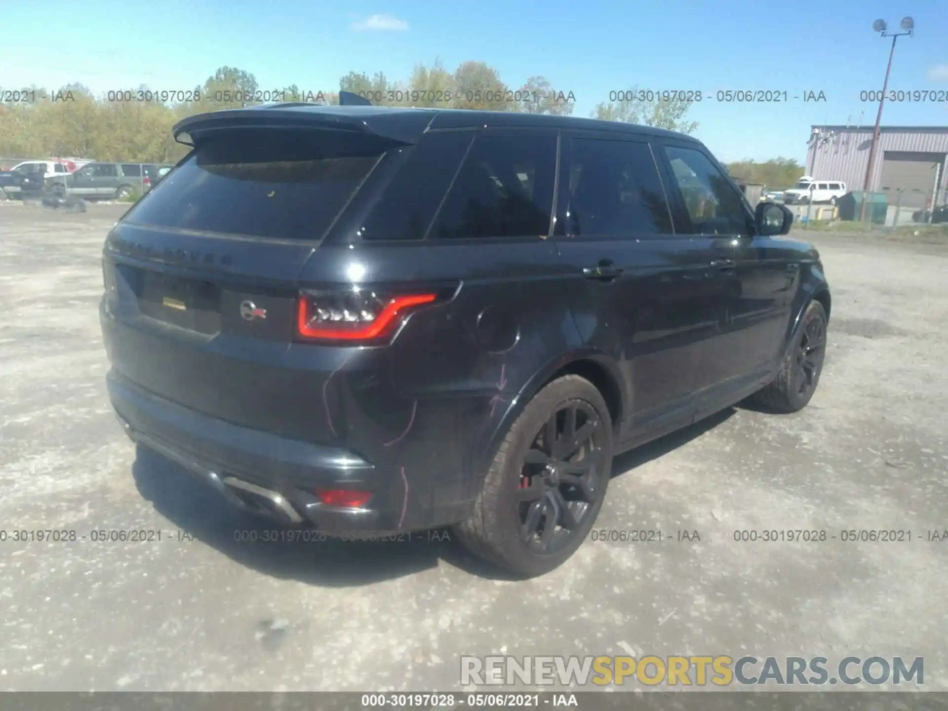 4 Photograph of a damaged car SALWZ2RE8LA712015 LAND ROVER RANGE ROVER SPORT 2020