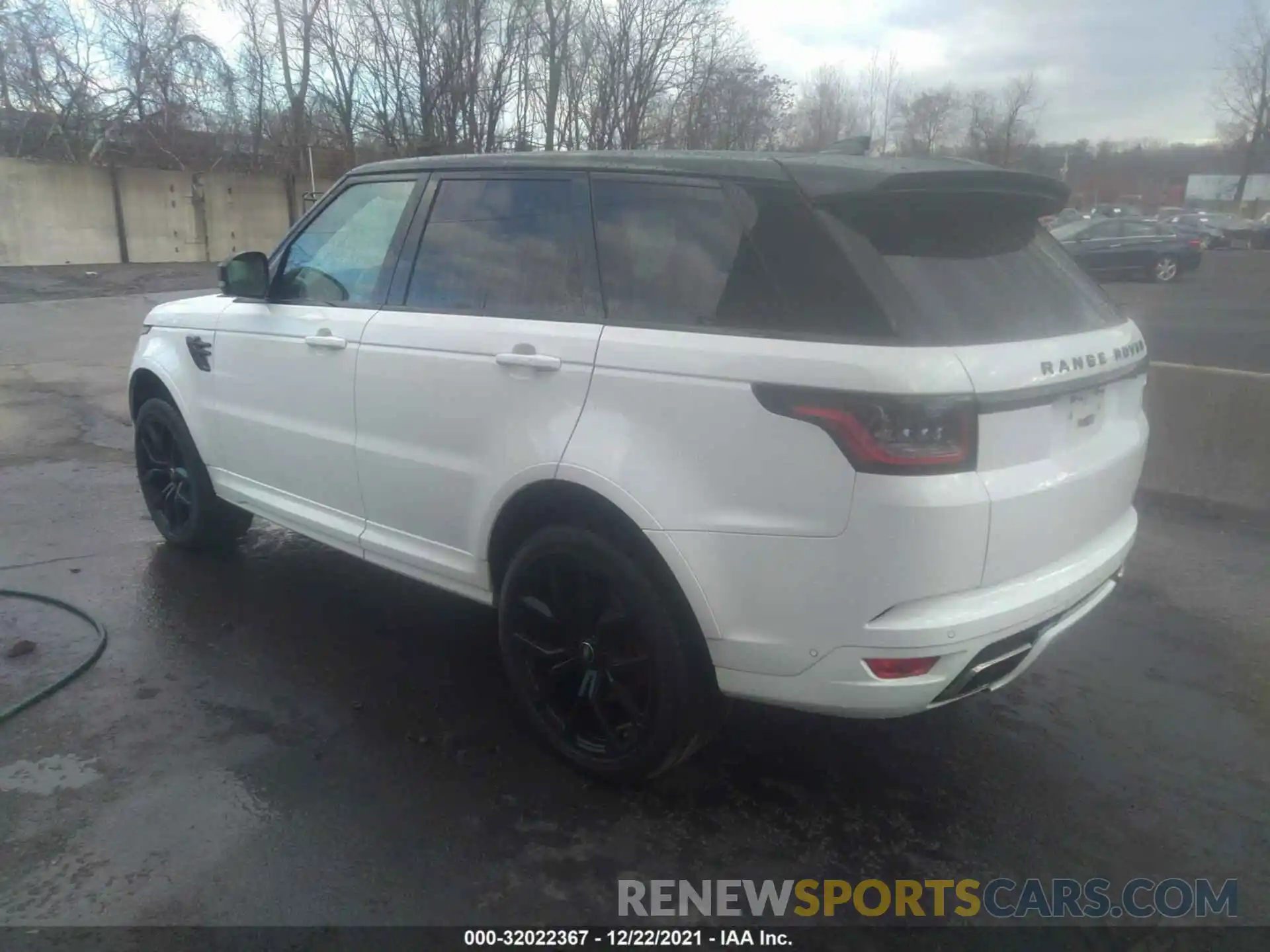 3 Фотография поврежденного автомобиля SALWZ2RE8LA880737 LAND ROVER RANGE ROVER SPORT 2020