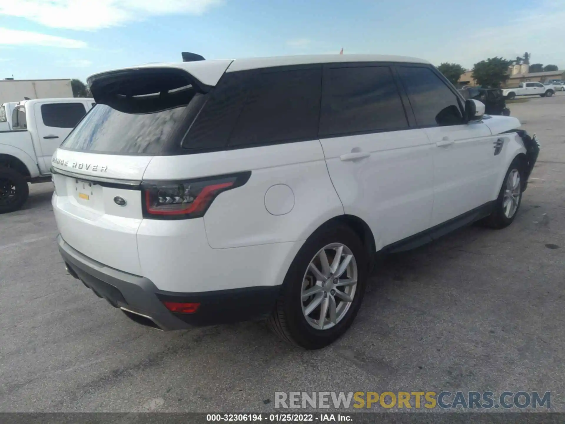 4 Фотография поврежденного автомобиля SALWG2SU4MA778926 LAND ROVER RANGE ROVER SPORT 2021