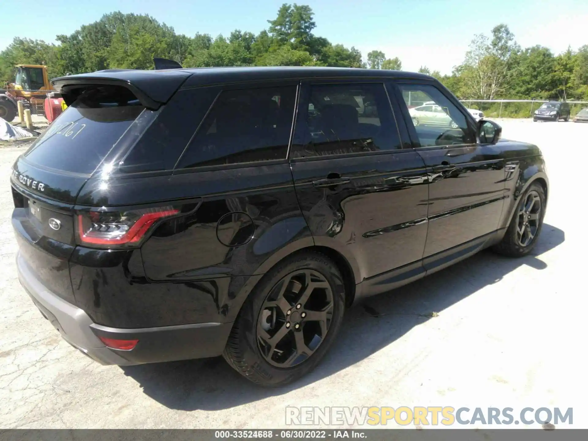 4 Photograph of a damaged car SALWG2SU6MA775624 LAND ROVER RANGE ROVER SPORT 2021