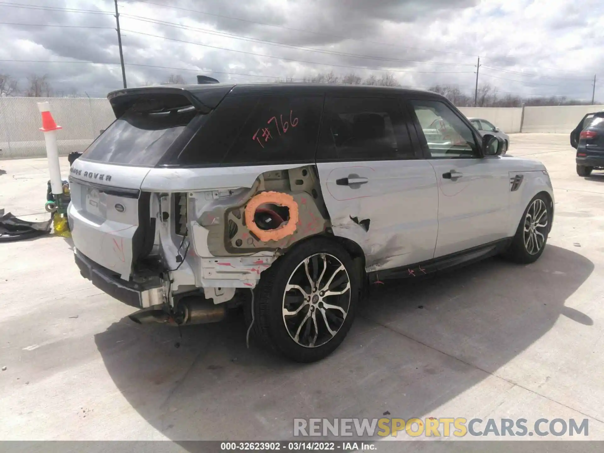 4 Фотография поврежденного автомобиля SALWR2SU0MA760031 LAND ROVER RANGE ROVER SPORT 2021