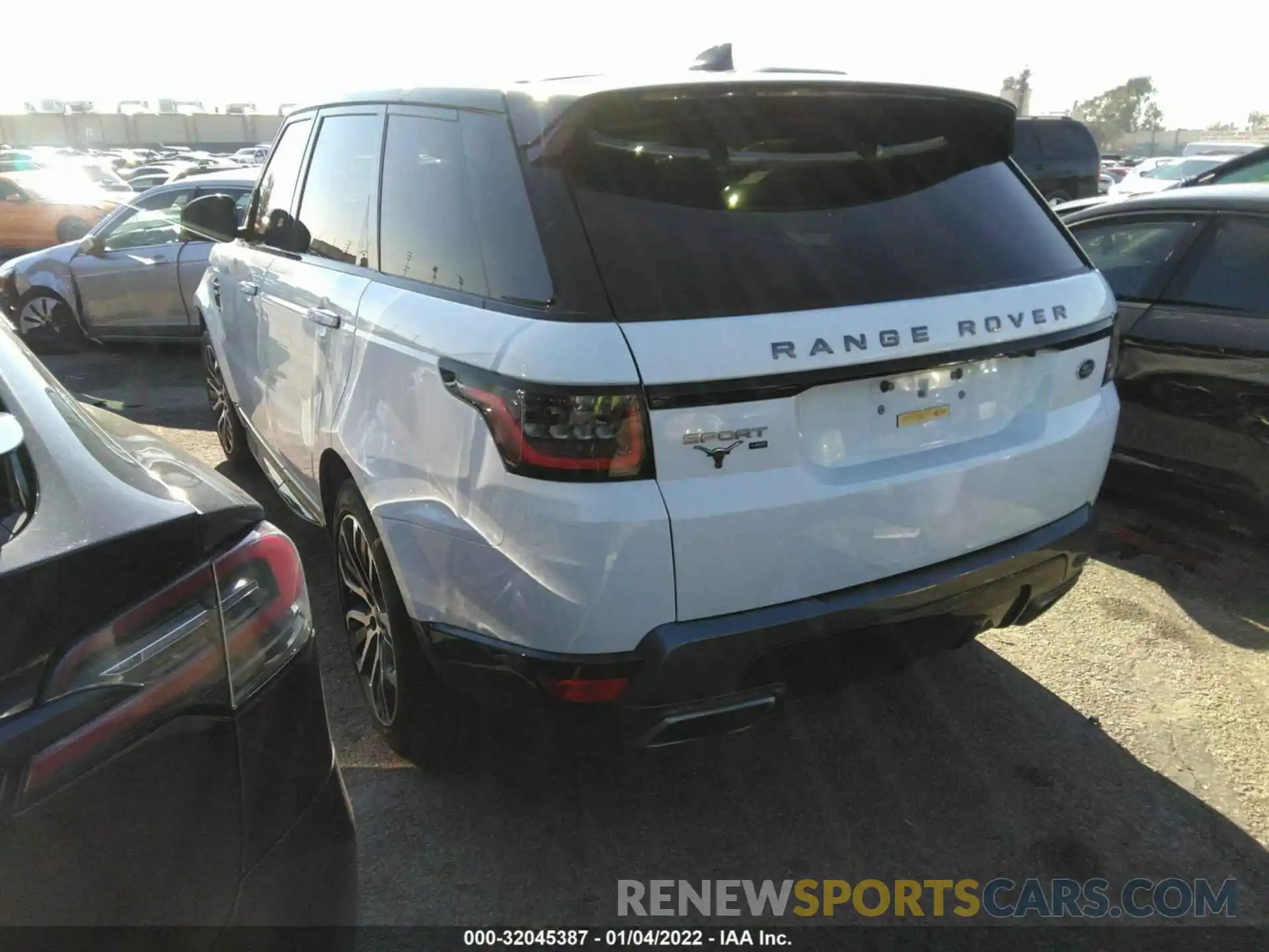 3 Photograph of a damaged car SALWR2SU2MA756515 LAND ROVER RANGE ROVER SPORT 2021