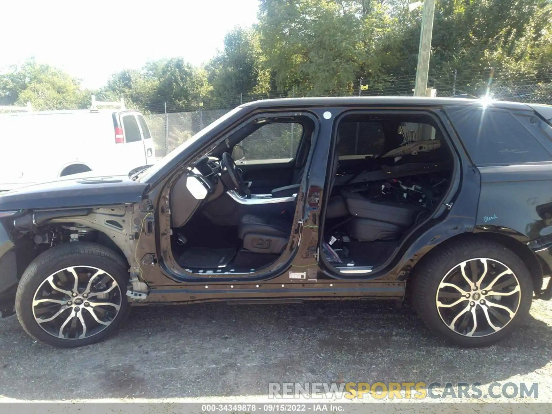 6 Photograph of a damaged car SALWR2SUXMA772901 LAND ROVER RANGE ROVER SPORT 2021