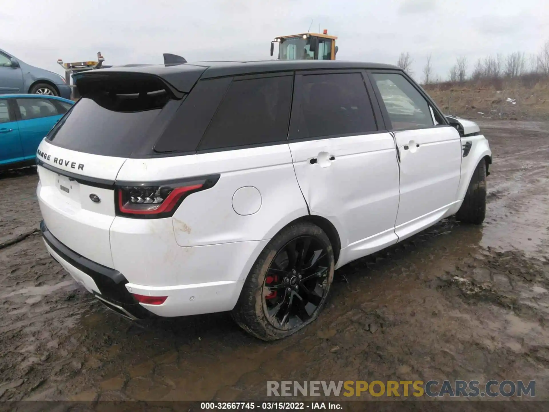 4 Photograph of a damaged car SALWS2RU8MA778691 LAND ROVER RANGE ROVER SPORT 2021