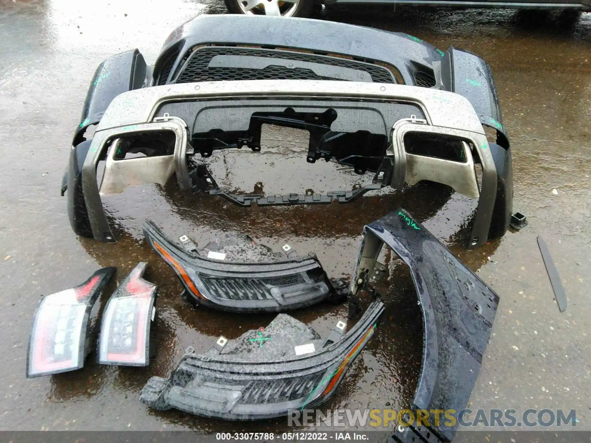 12 Photograph of a damaged car SALWV2SE0MA763161 LAND ROVER RANGE ROVER SPORT 2021