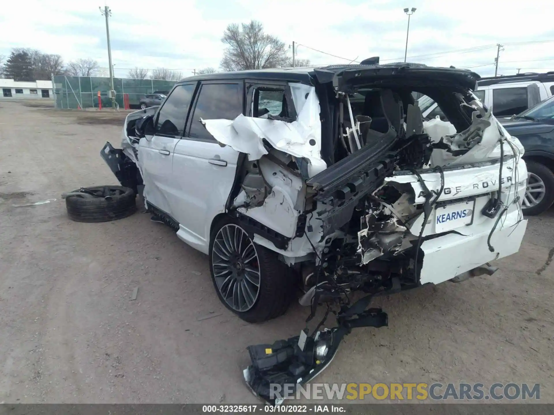 3 Photograph of a damaged car SALWV2SE5MA766685 LAND ROVER RANGE ROVER SPORT 2021