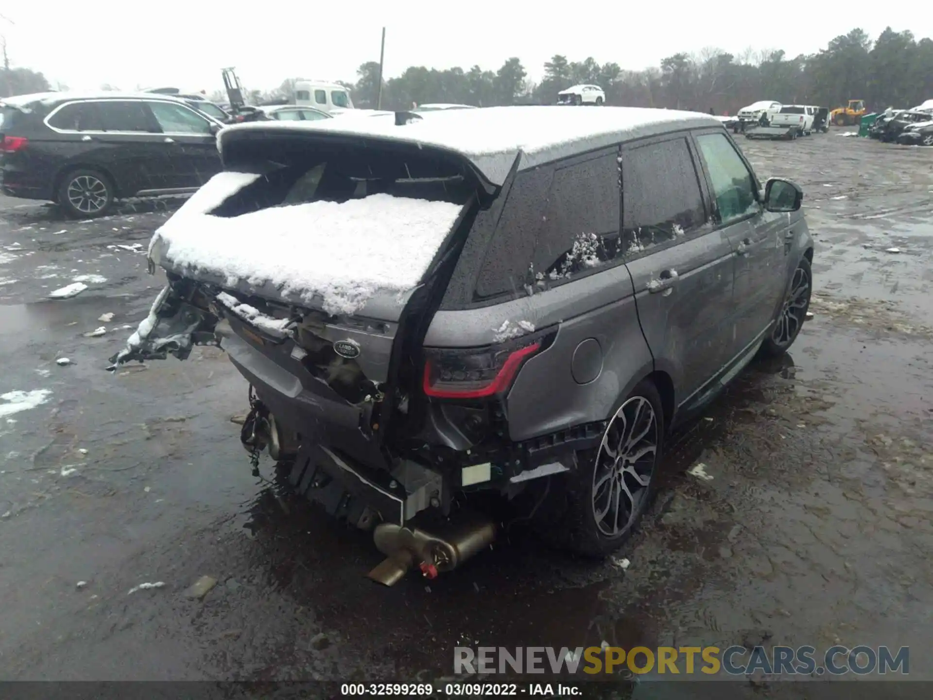 4 Photograph of a damaged car SALWR2SU5NA204282 LAND ROVER RANGE ROVER SPORT 2022