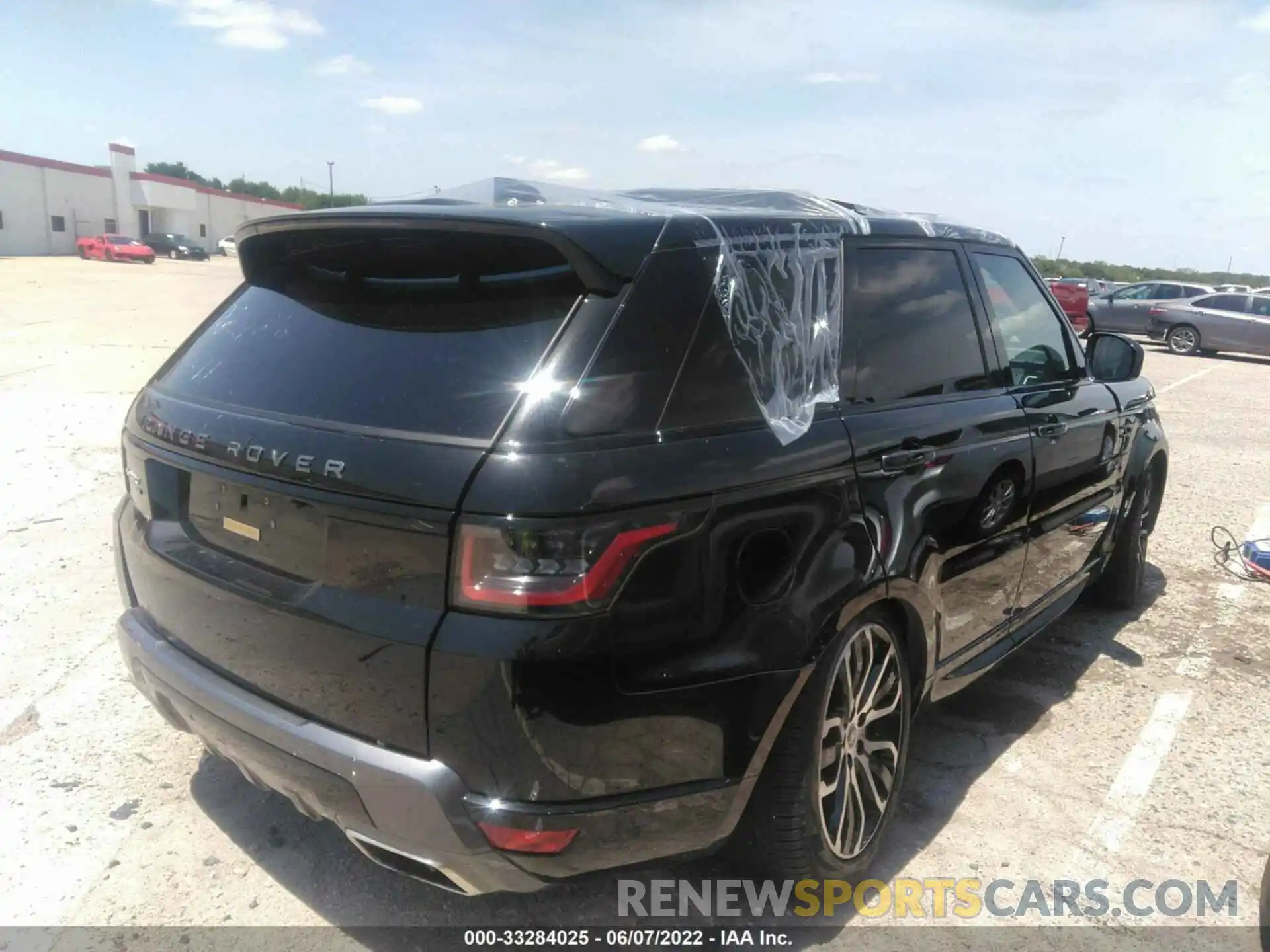 4 Photograph of a damaged car SALWR2SU6NA219406 LAND ROVER RANGE ROVER SPORT 2022