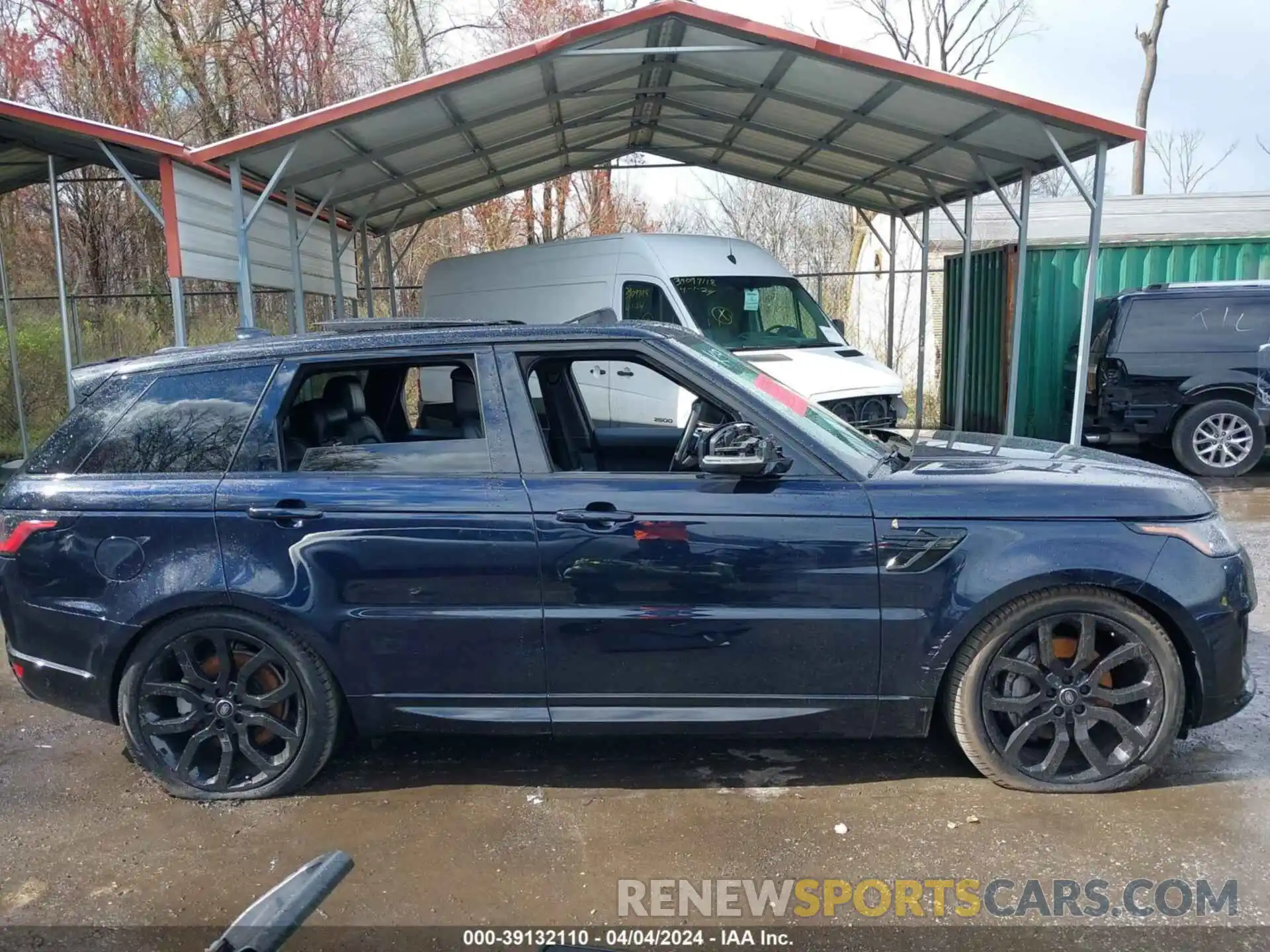 12 Photograph of a damaged car SALWR2SU6NA221334 LAND ROVER RANGE ROVER SPORT 2022