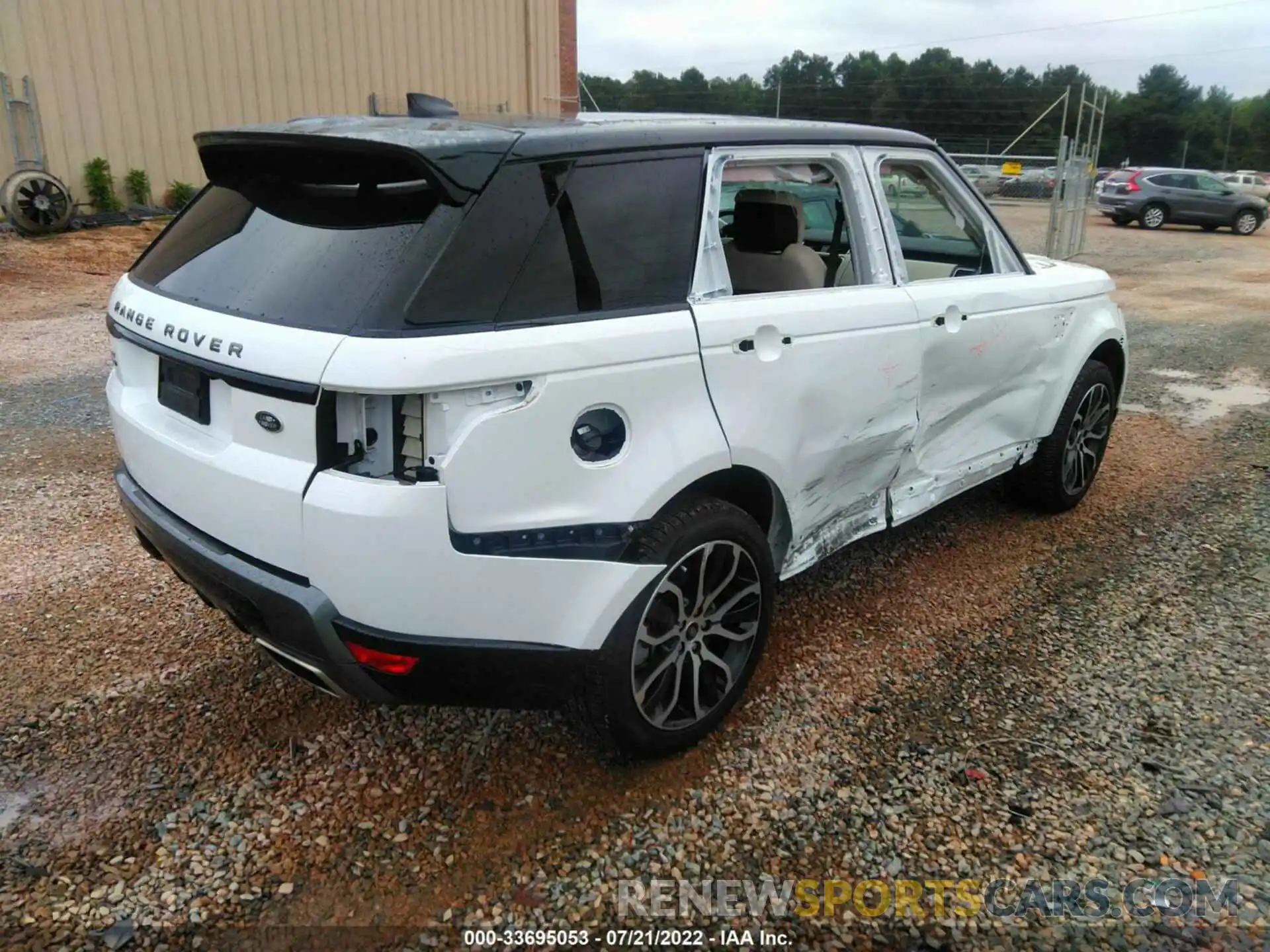 4 Photograph of a damaged car SALWR2SU7NA215249 LAND ROVER RANGE ROVER SPORT 2022