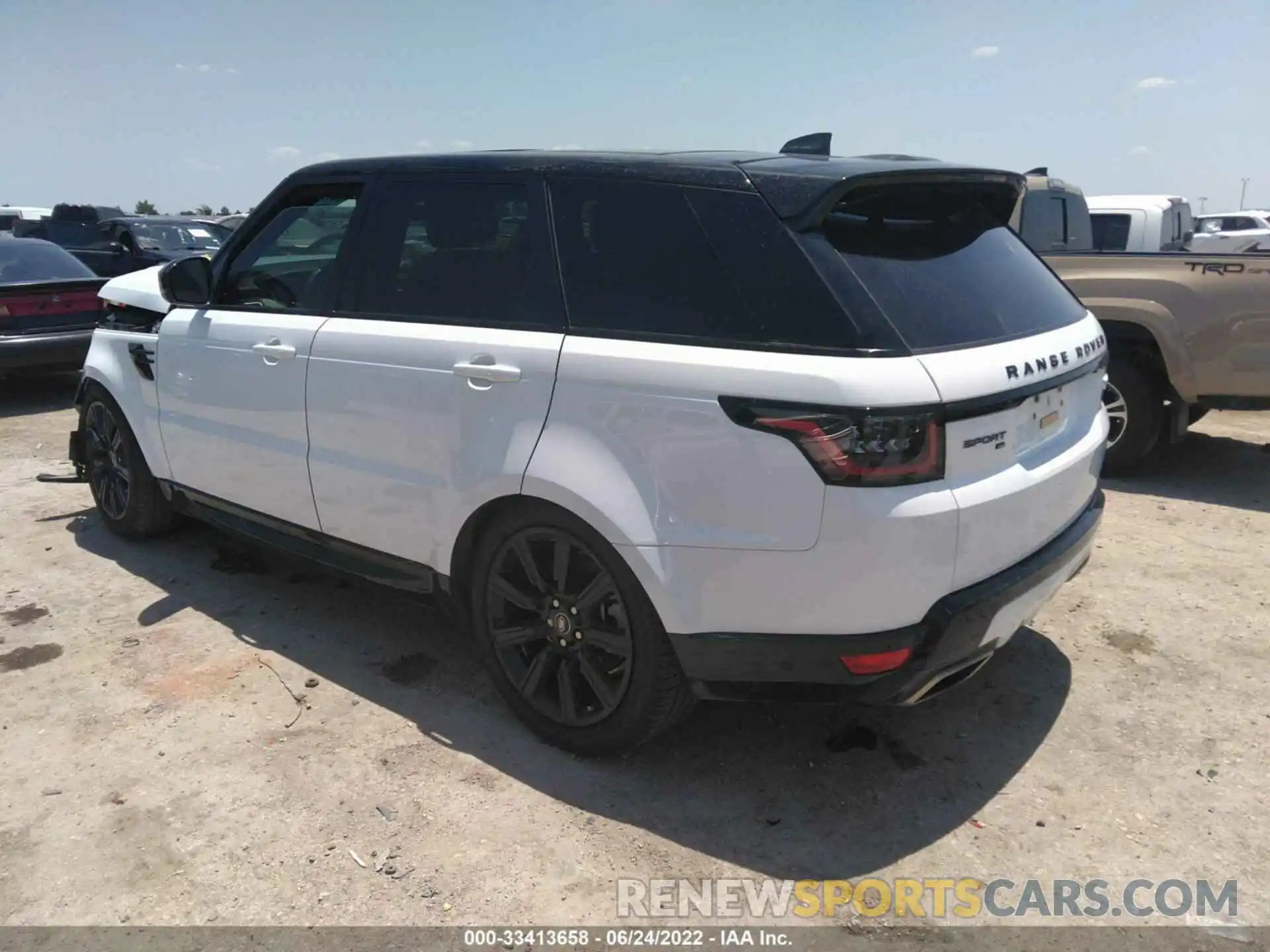 3 Photograph of a damaged car SALWR2SUXNA205461 LAND ROVER RANGE ROVER SPORT 2022