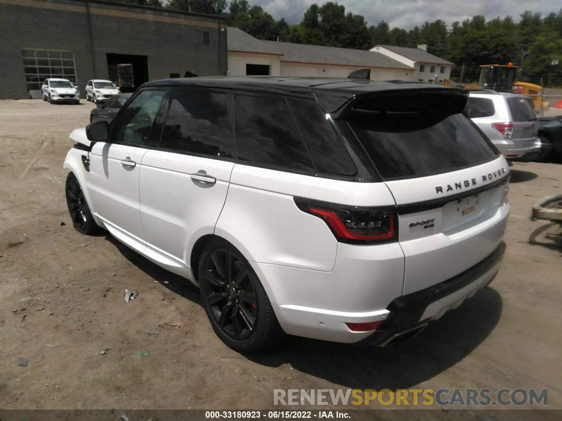 3 Фотография поврежденного автомобиля SALWS2RU3NA206400 LAND ROVER RANGE ROVER SPORT 2022