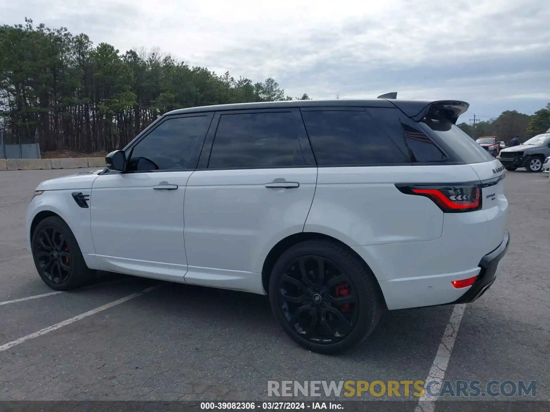 3 Фотография поврежденного автомобиля SALWS2RU4NA213632 LAND ROVER RANGE ROVER SPORT 2022