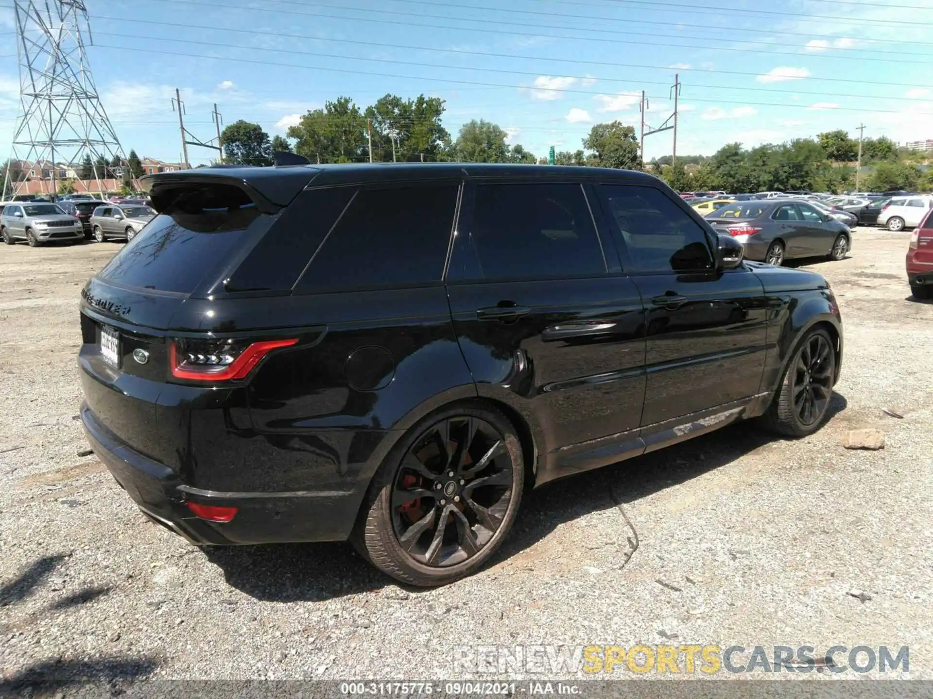 4 Photograph of a damaged car SALWS2RU5NA206995 LAND ROVER RANGE ROVER SPORT 2022